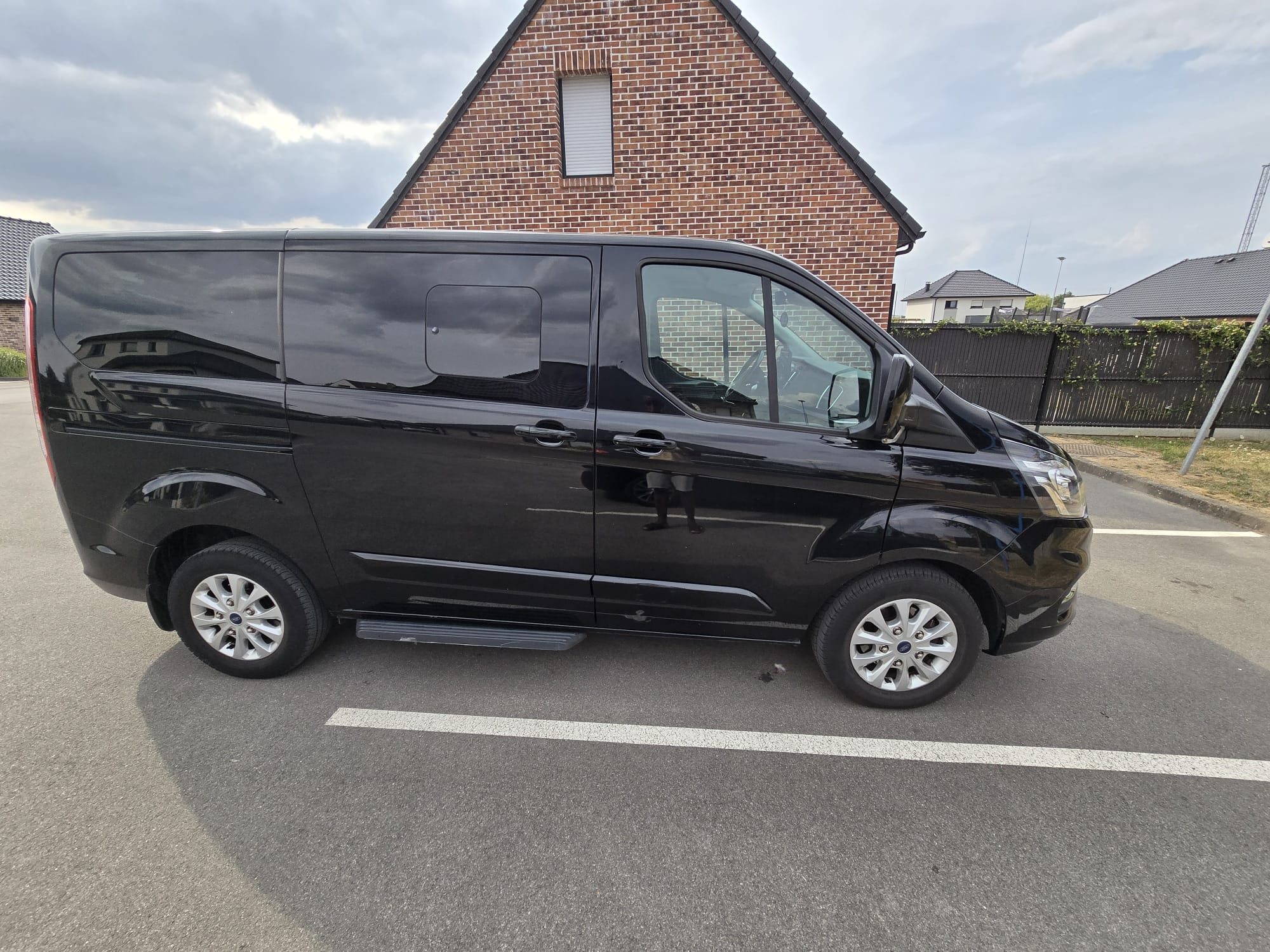 Ford Tourneo Custom avec Siège bébé