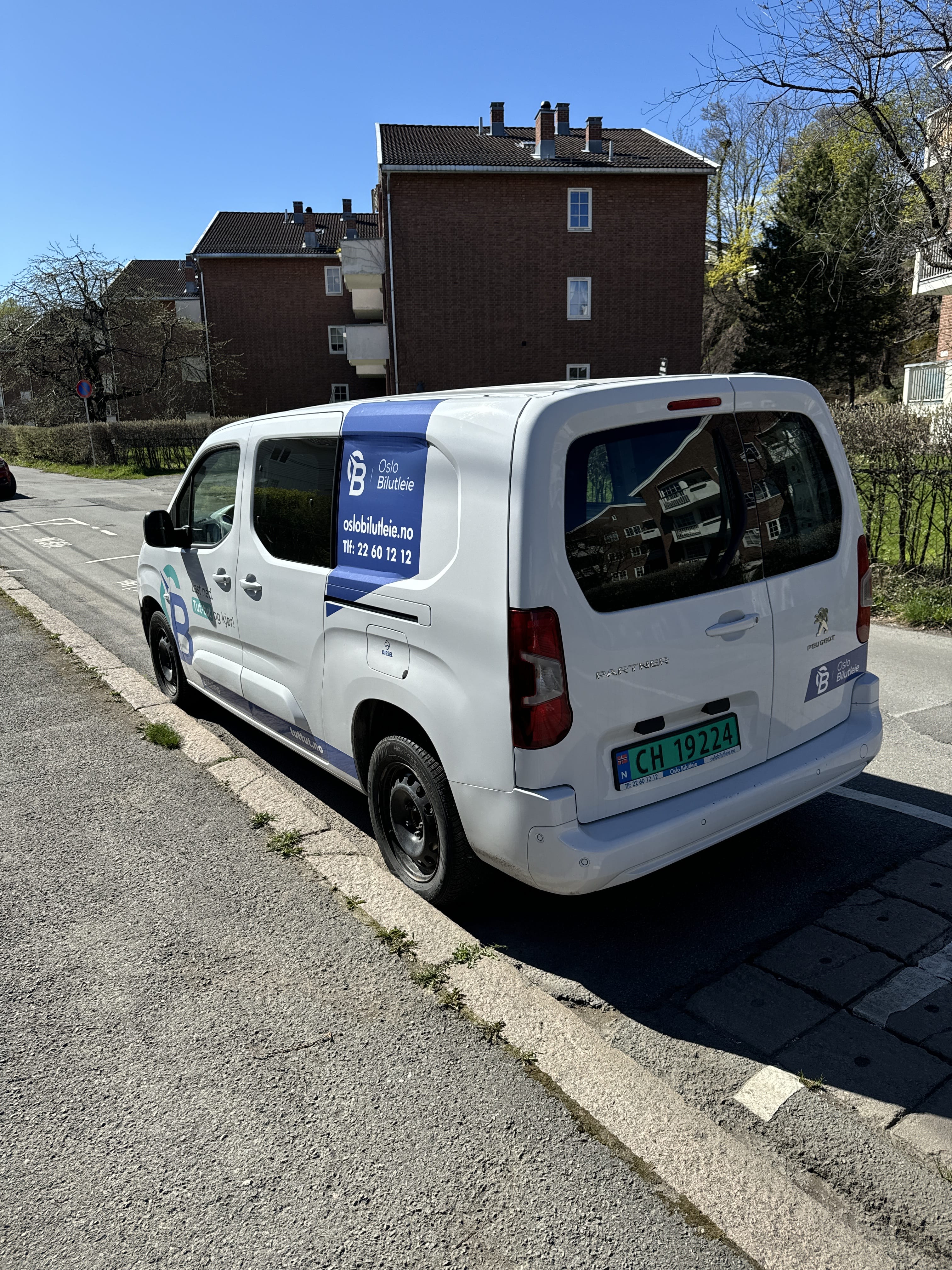 Peugeot Partner Varebil with Cruise control