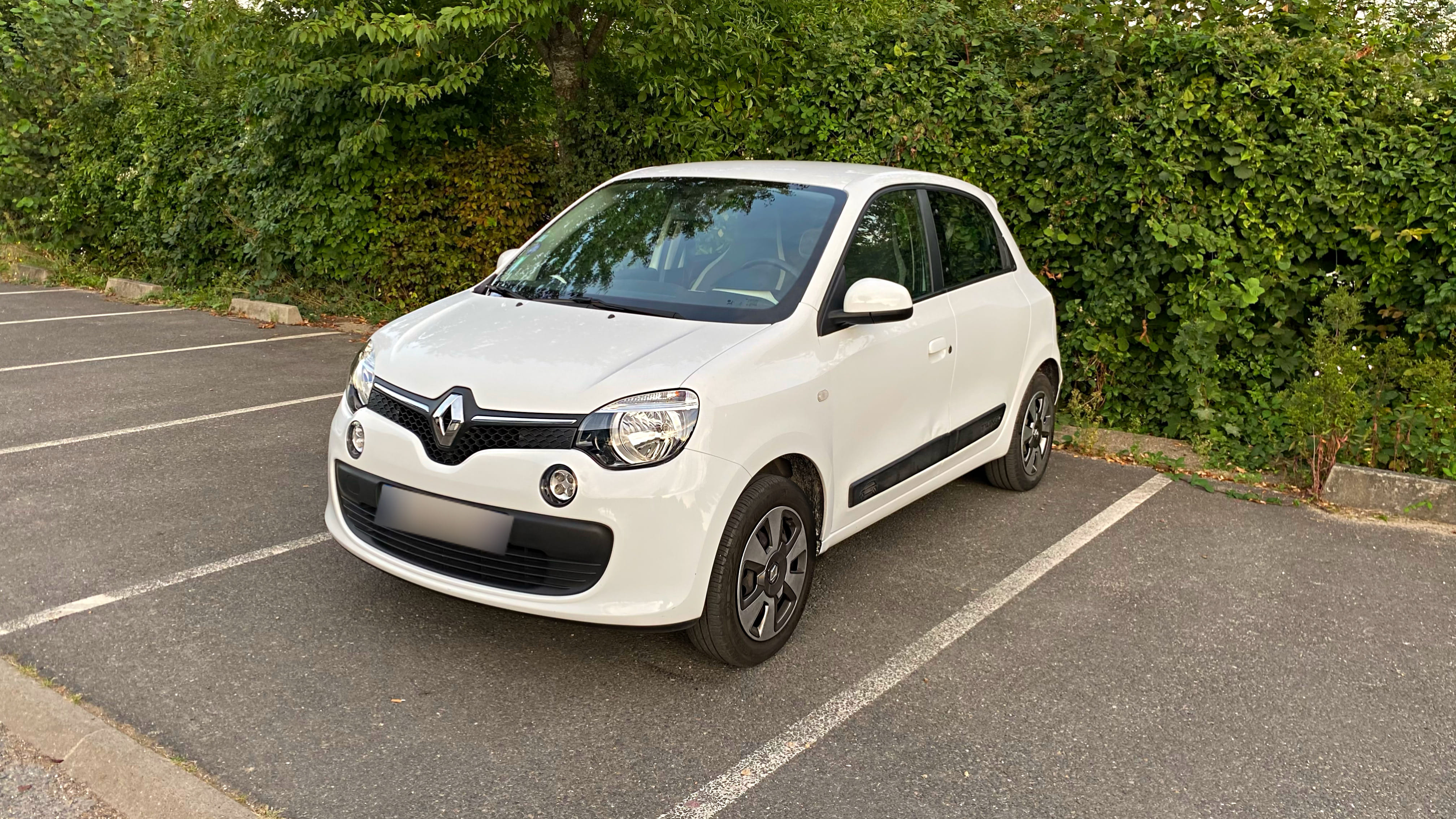 Renault Twingo III La Parisienne, 2016, Essence 95