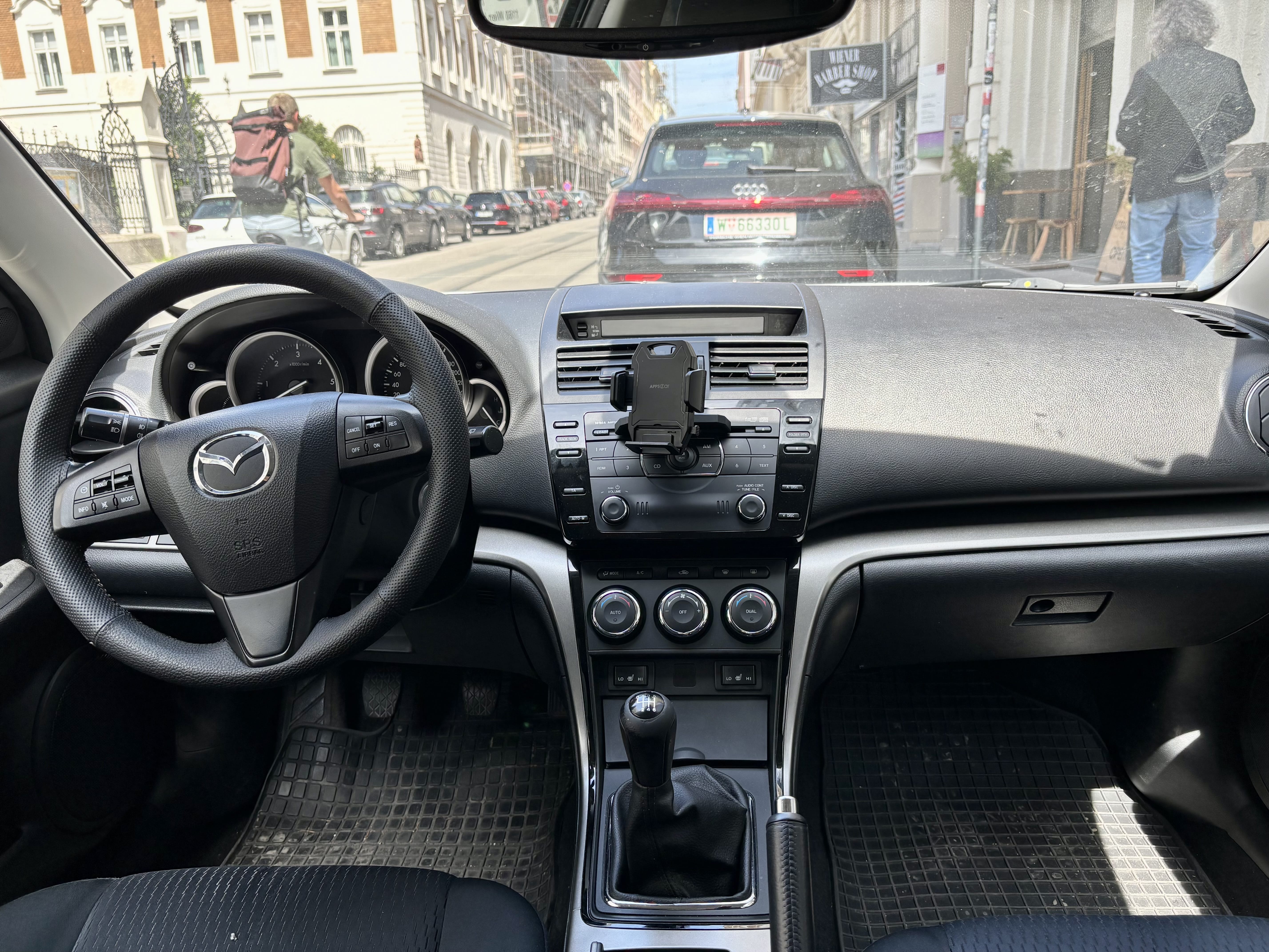Mazda 6 Sport mit Kindersitz