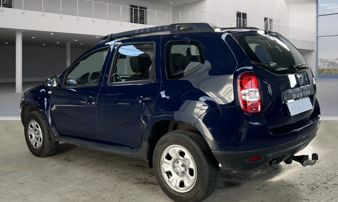 Dacia Duster Grenoble Gare /Aéroport   Ski - Montagne - ville avec Climatisation