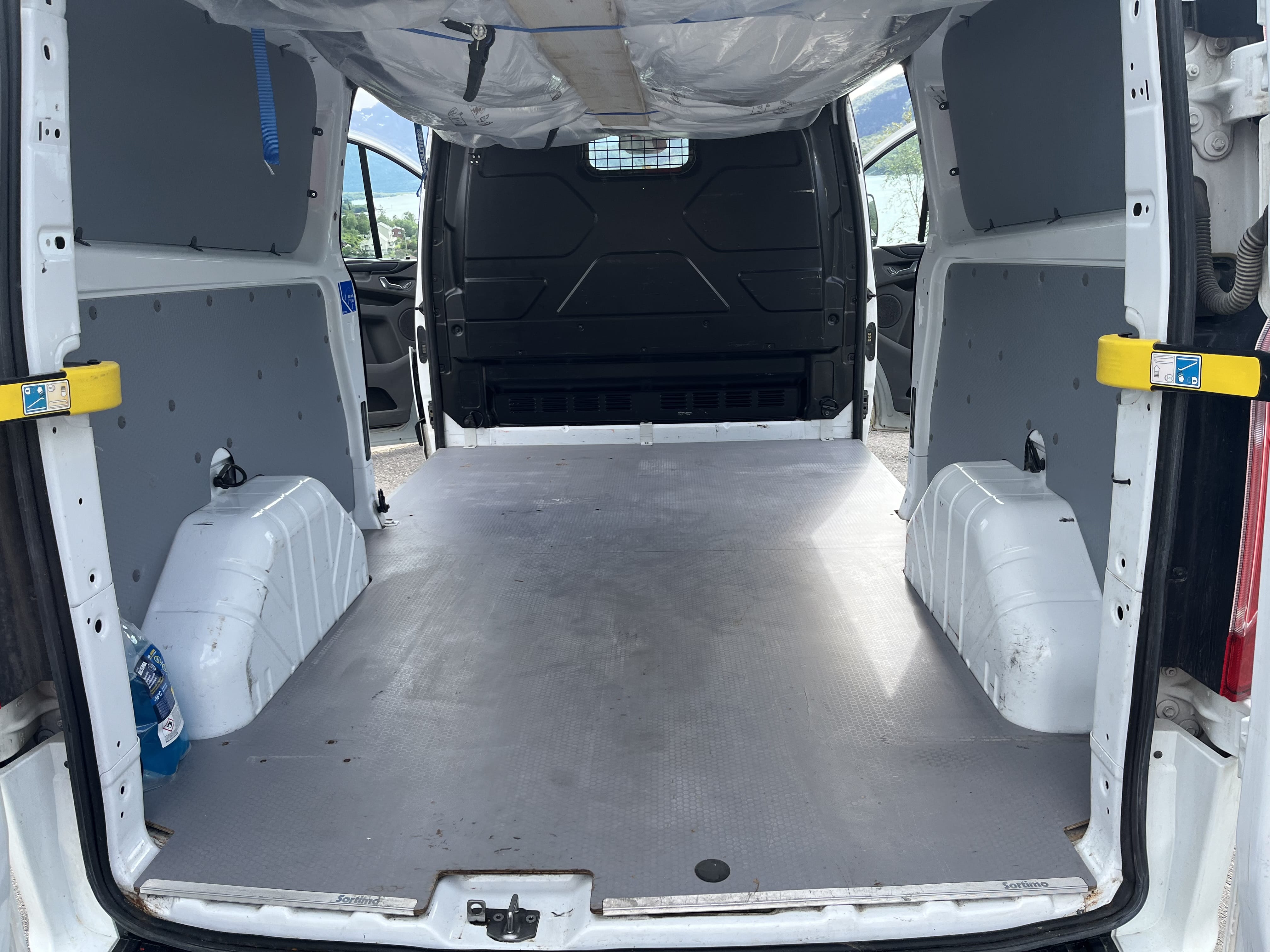 Ford Transit Custom Kombi med Cruisekontroll