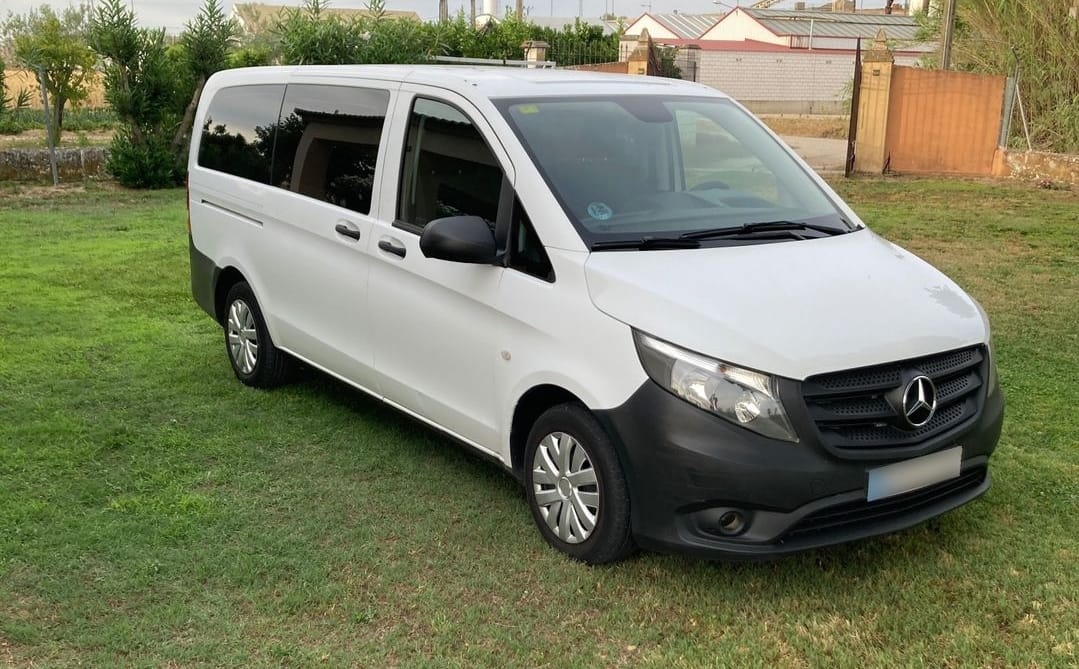 Mercedes-Benz Vito, 2016, Diesel, 9 plazas y más