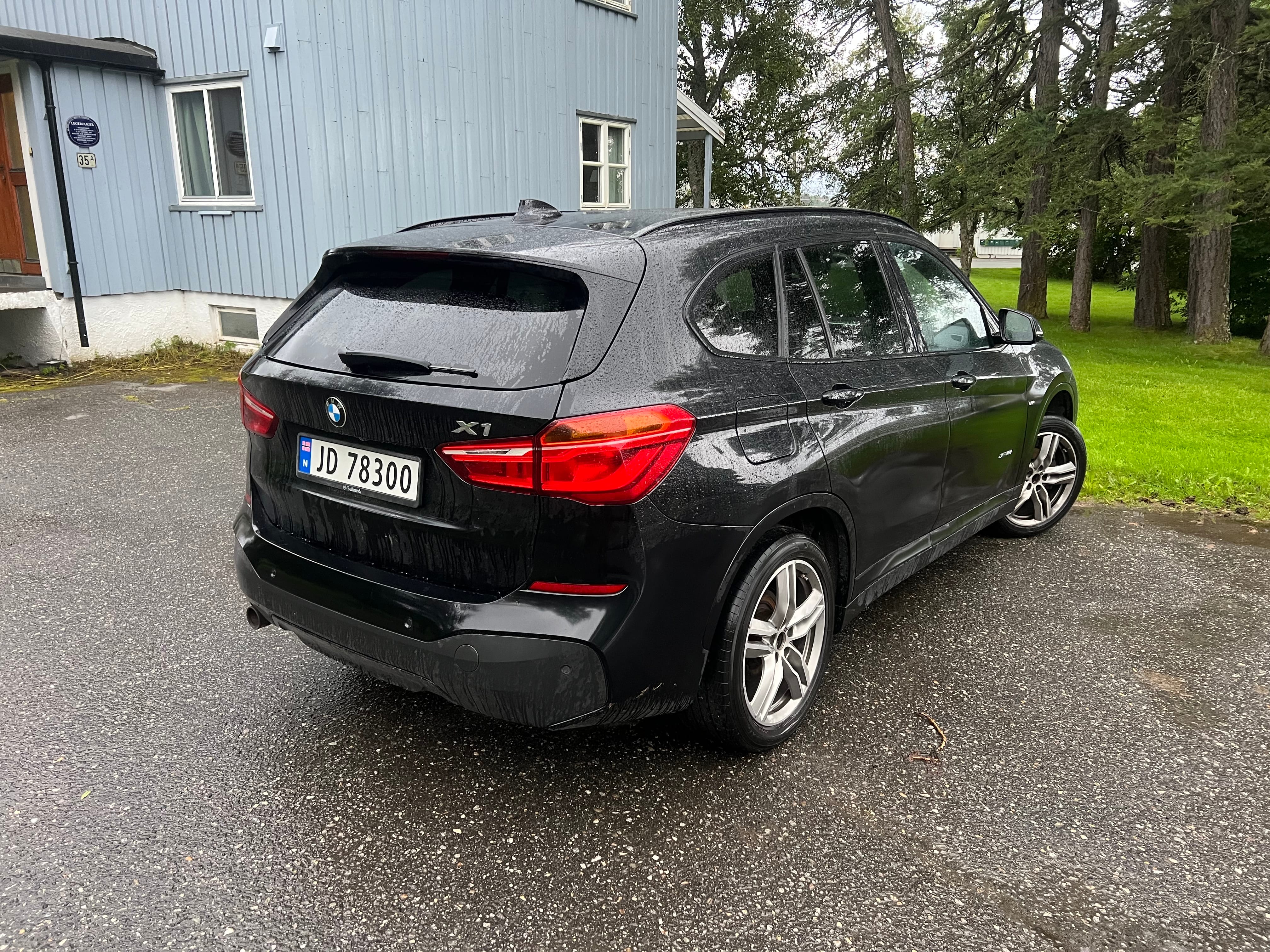 BMW X1 xDrive18d med GPS