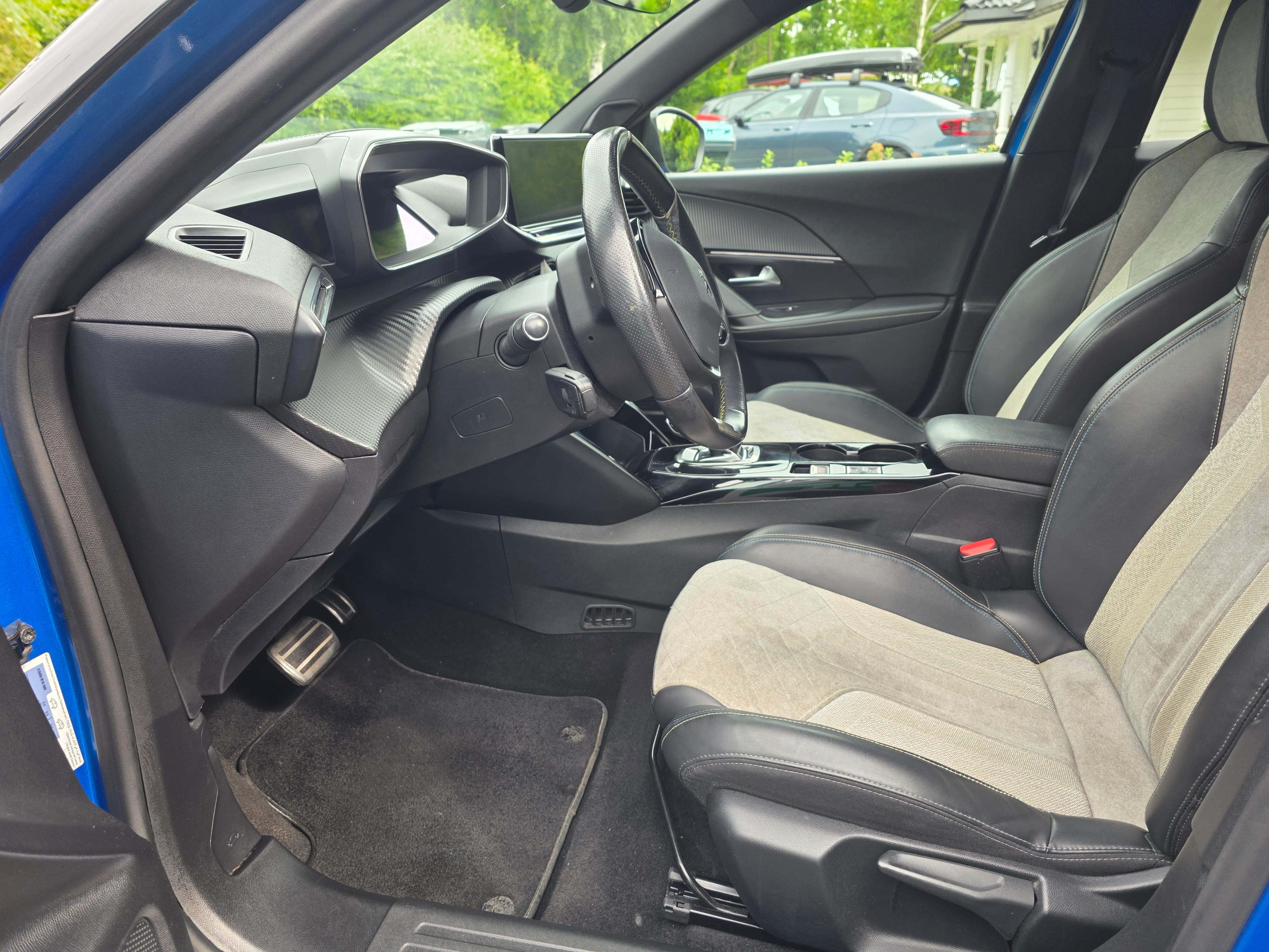 Peugeot e-2008 med Cruisekontroll