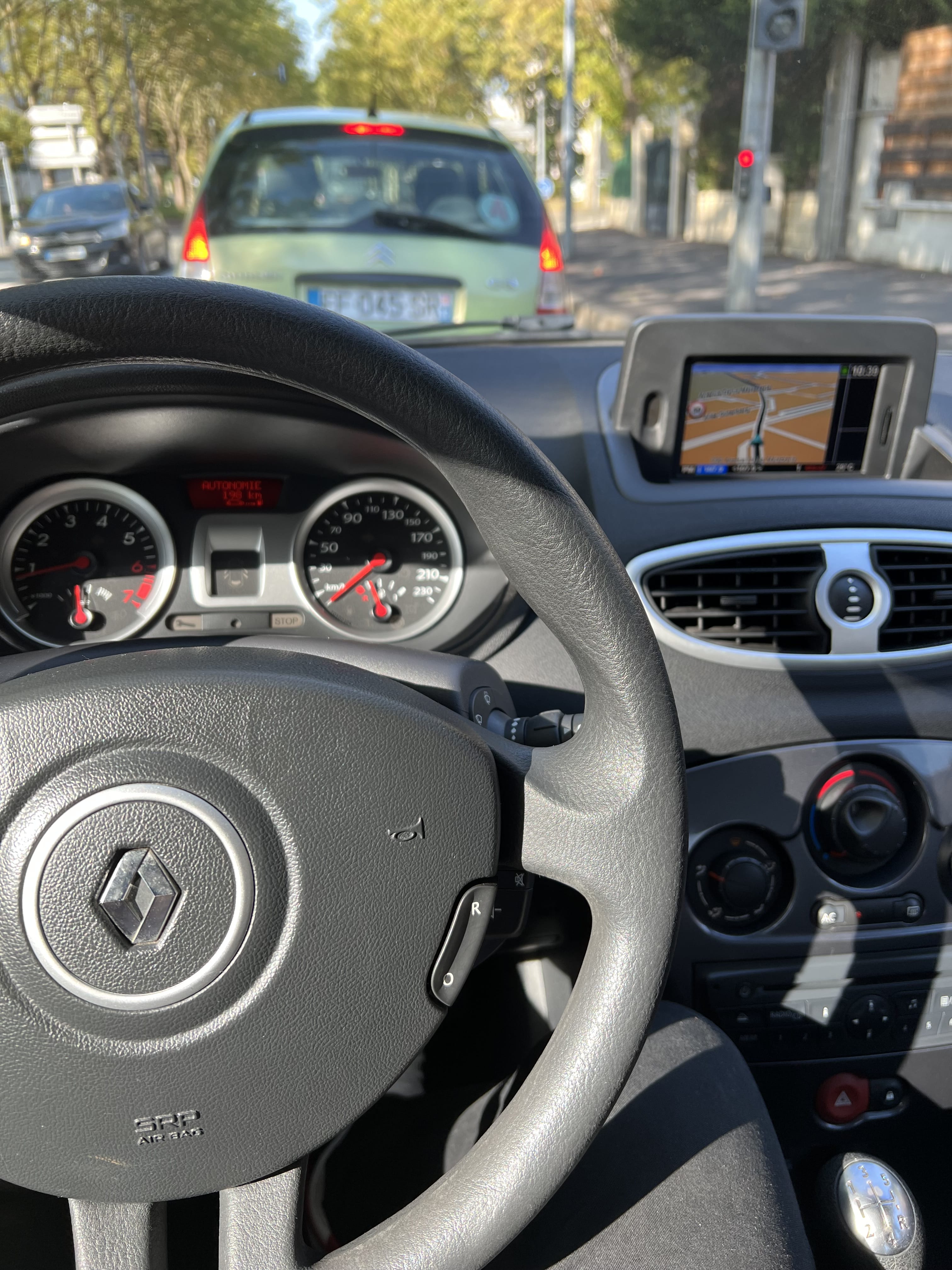 Renault Clio avec GPS