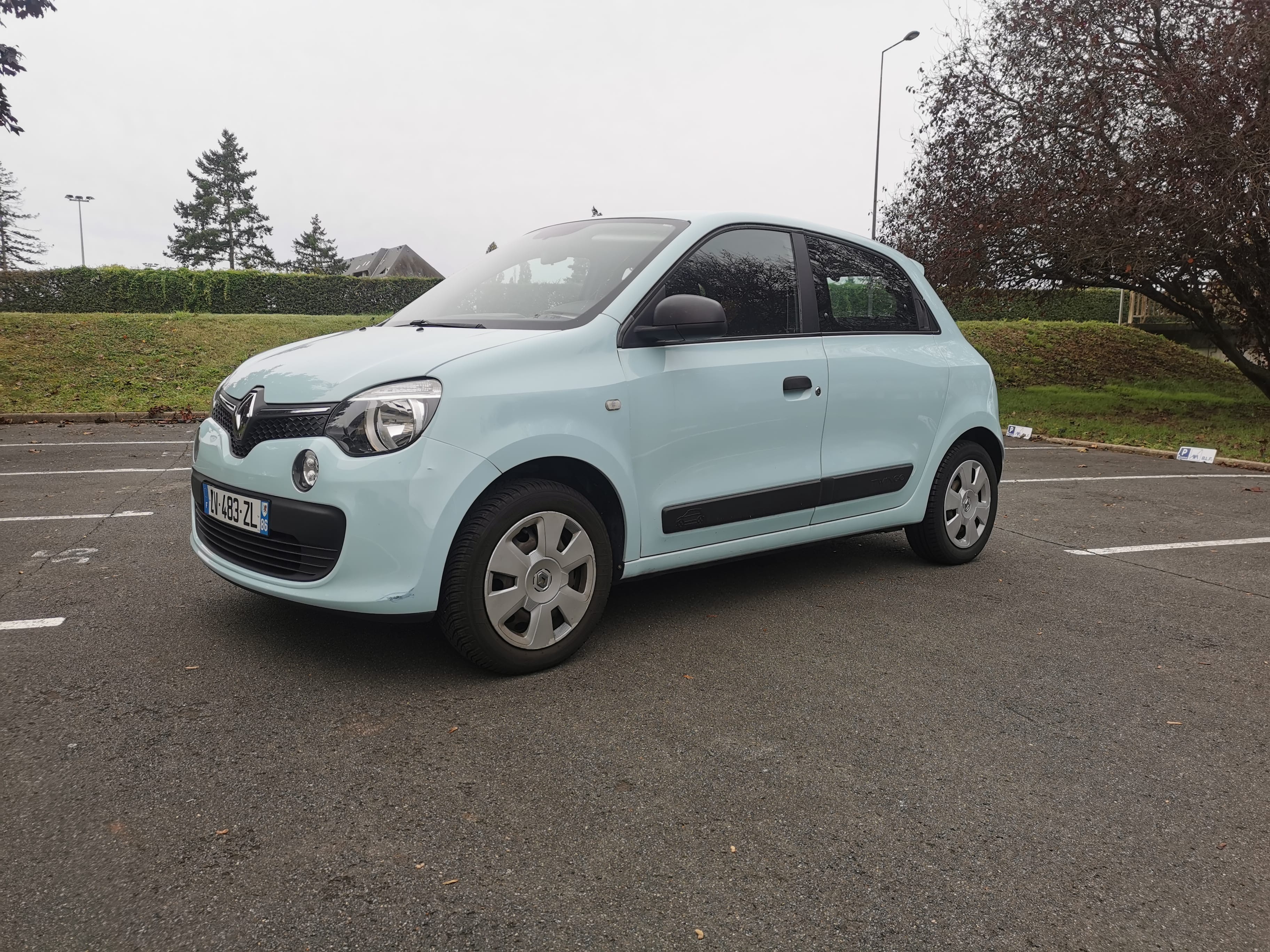 Renault Twingo III Bleu ciel avec Régulateur de vitesse