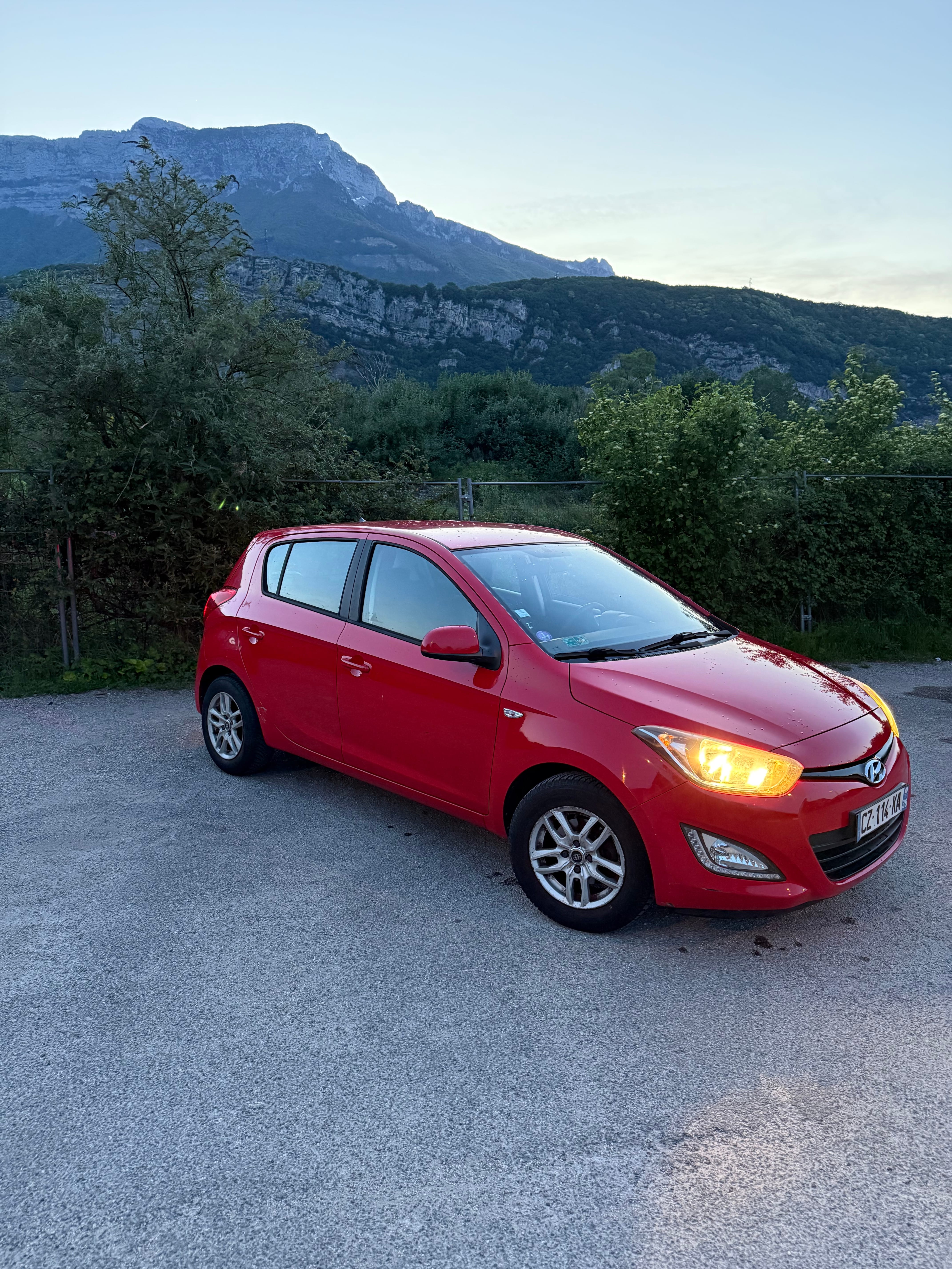 Hyundai i20 1.2 essence, 2013, Essence 95