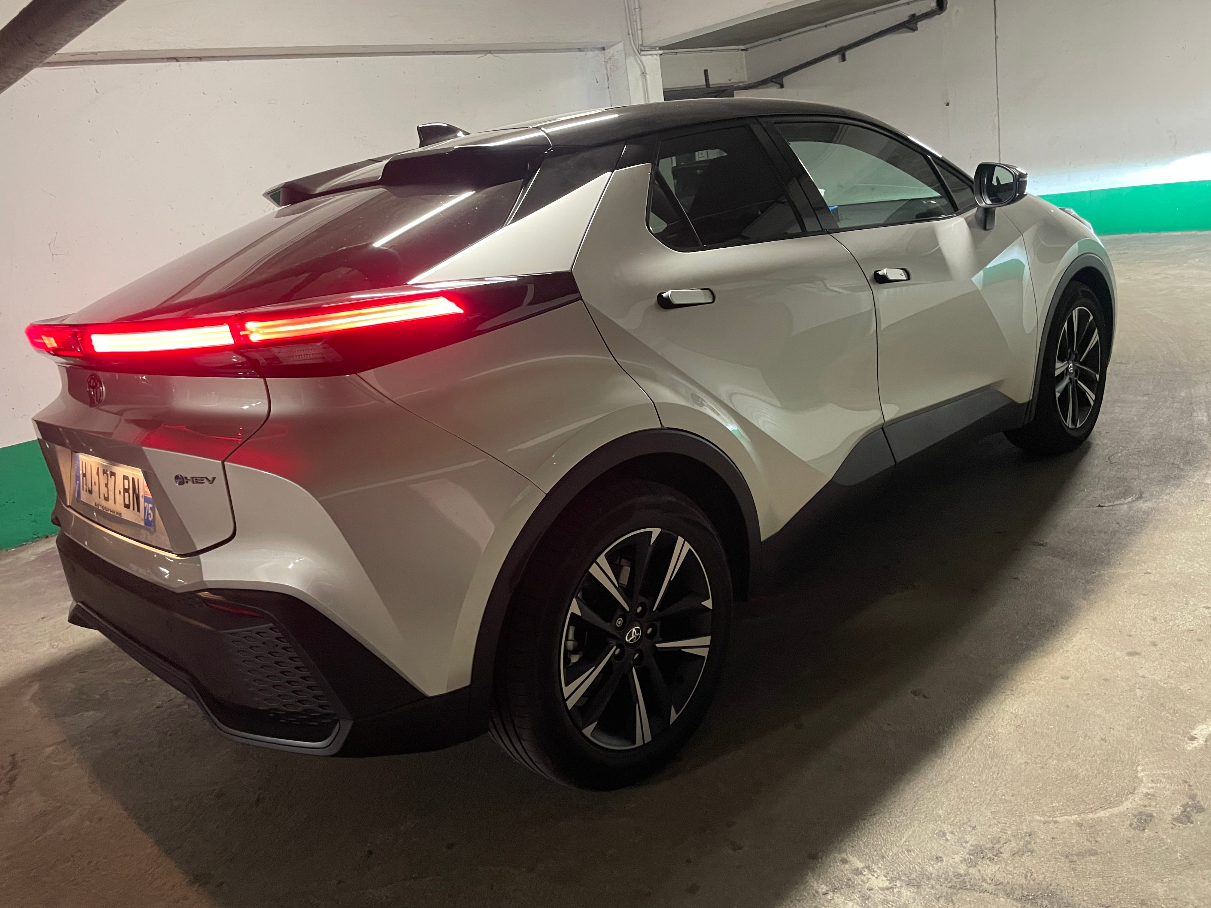 Toyota C-HR Hybrid avec Régulateur de vitesse