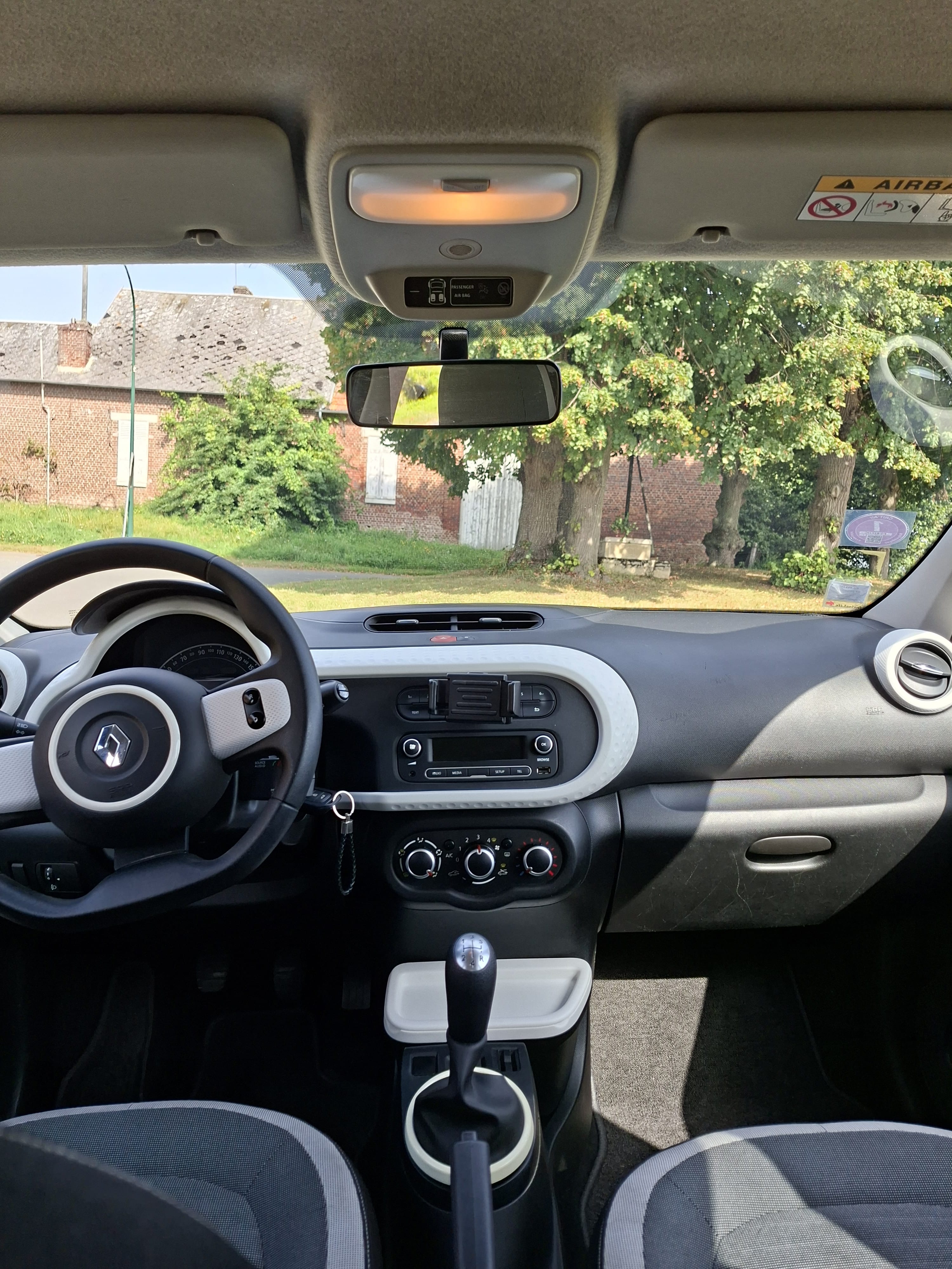 Renault Twingo III avec Audio Bluetooth