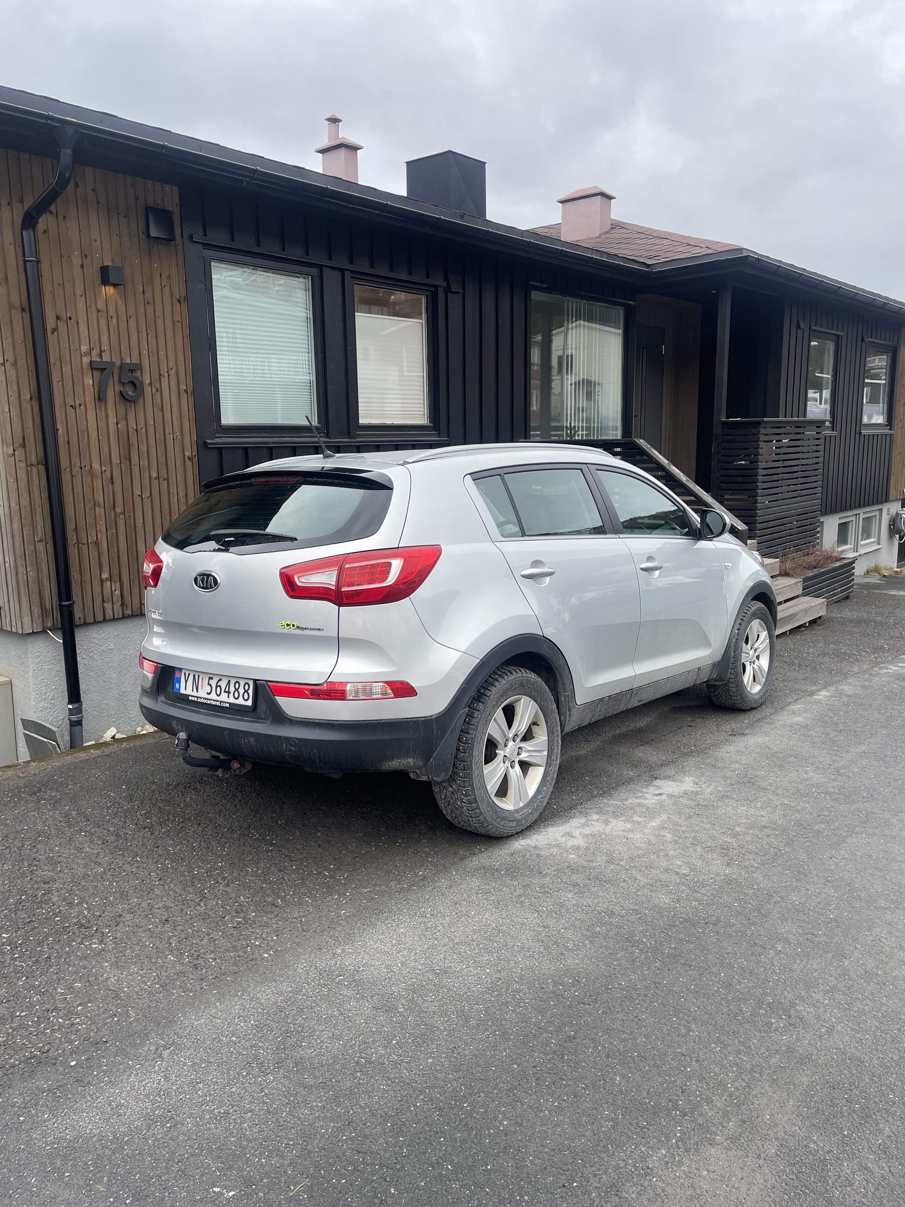 Kia Sportage with Baby seat
