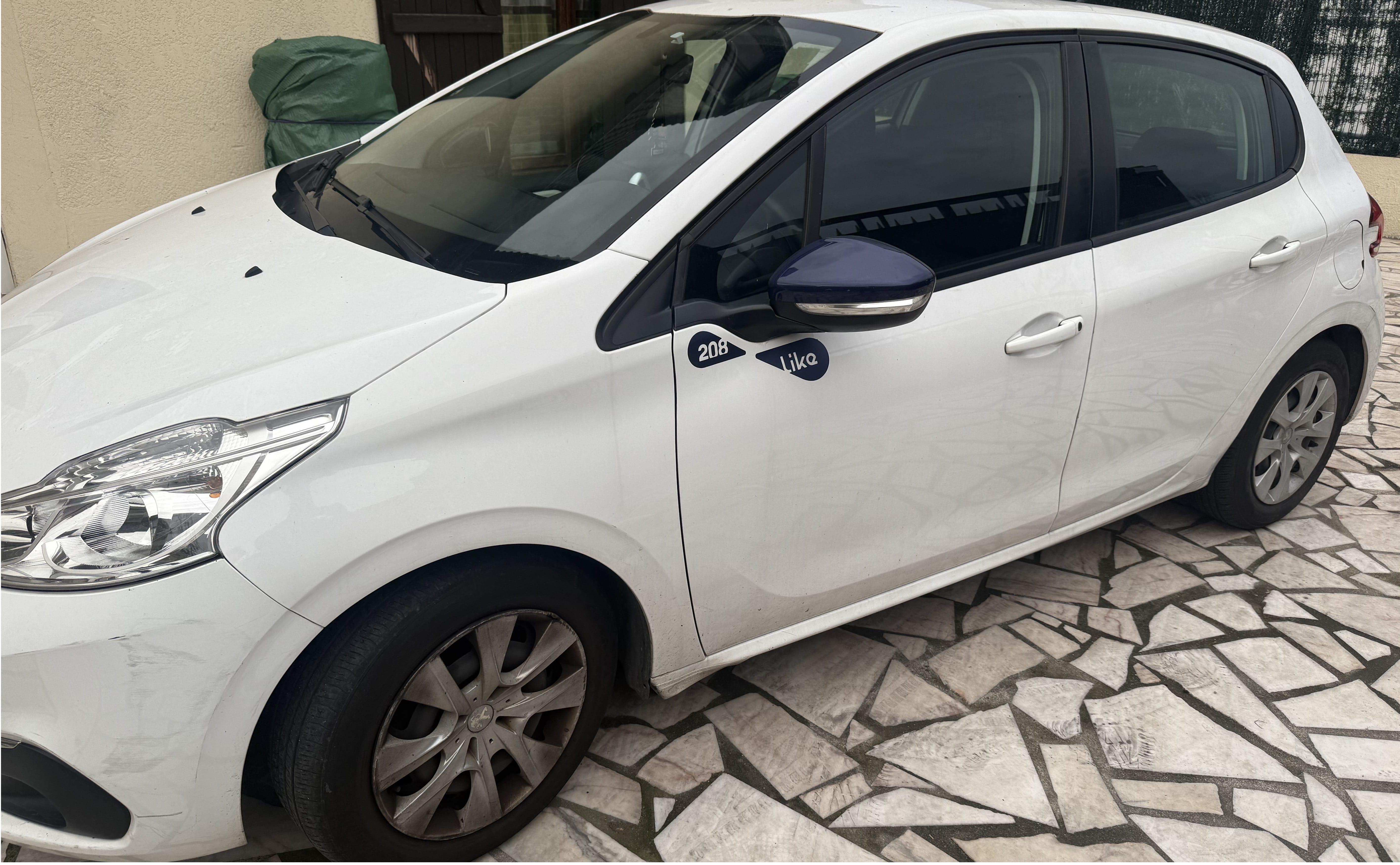 Peugeot 208 avec Climatisation