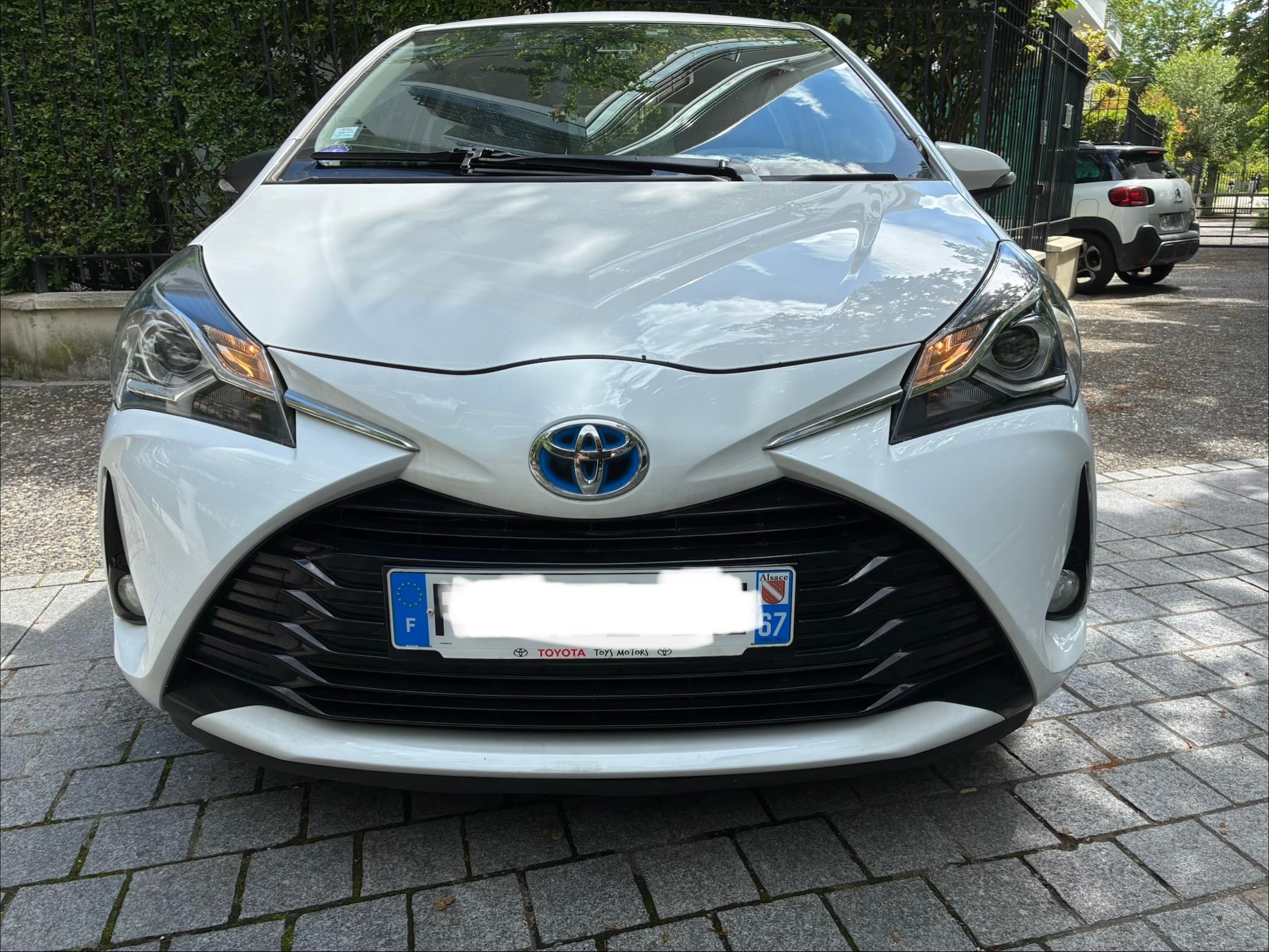 Toyota Yaris Hybride Hybride boîte automatique avec Autoradio
