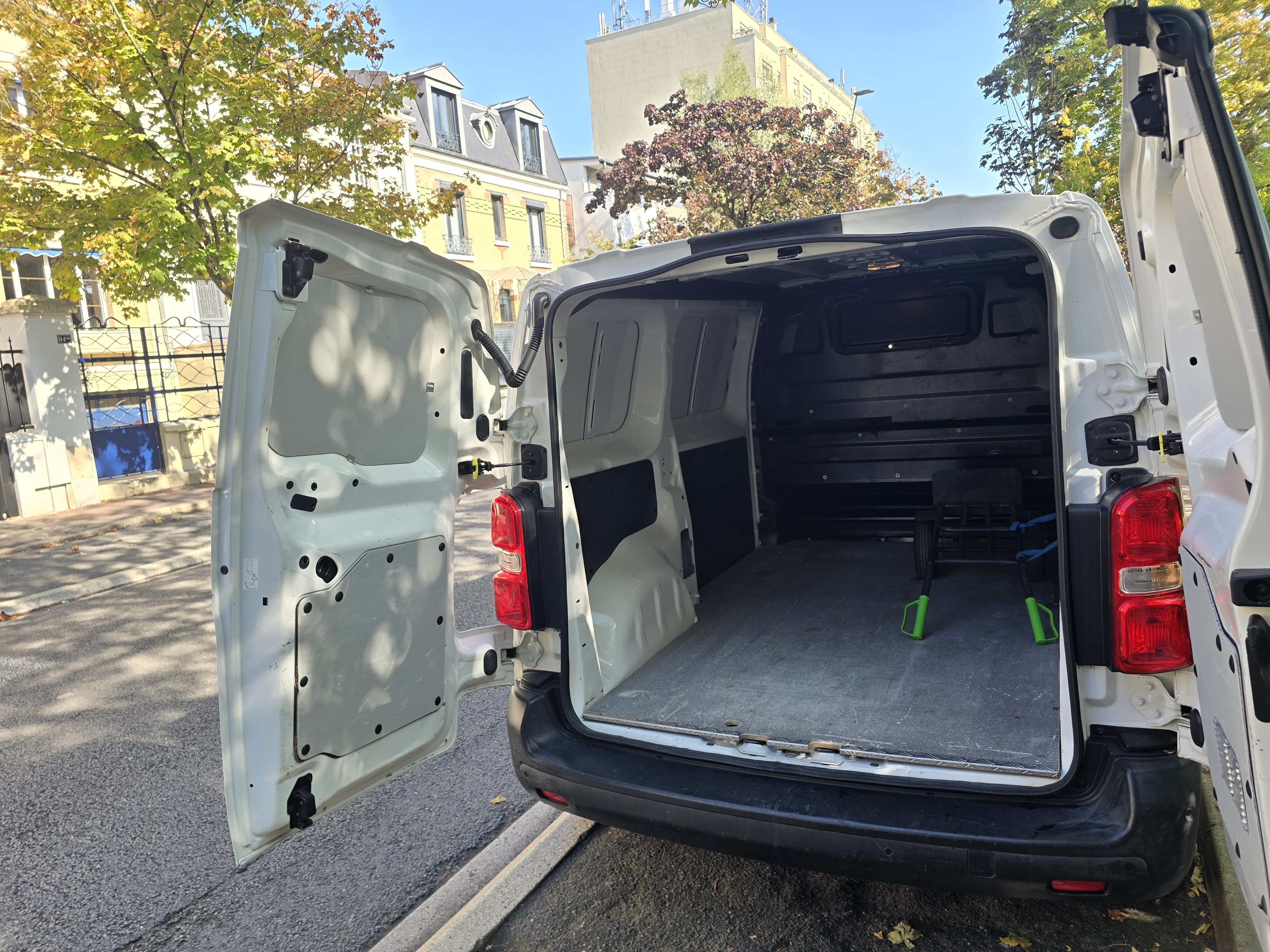 Peugeot Expert +Diable de déménagement!