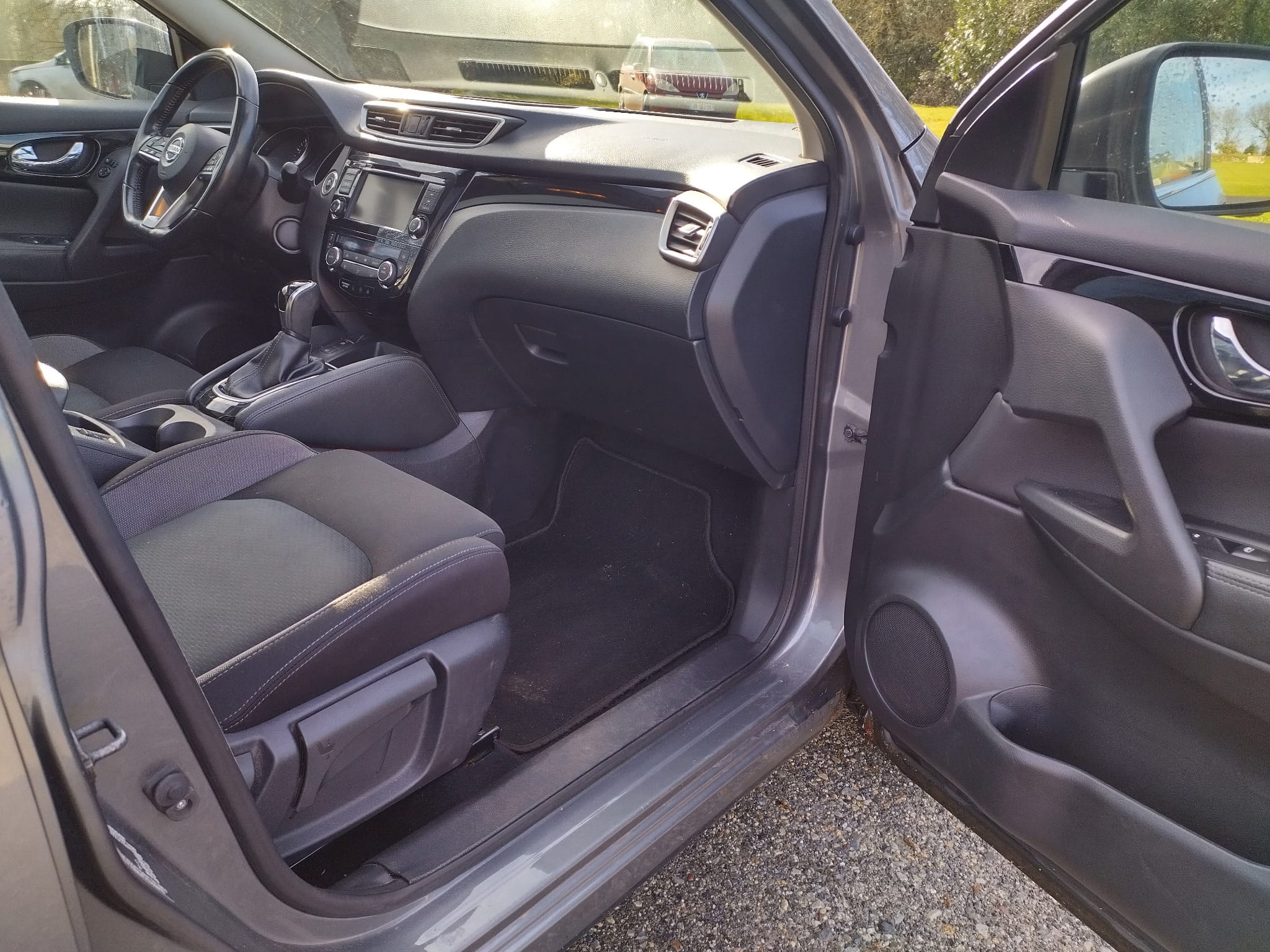 Nissan Qashqai+2 avec Entrée audio / iPod