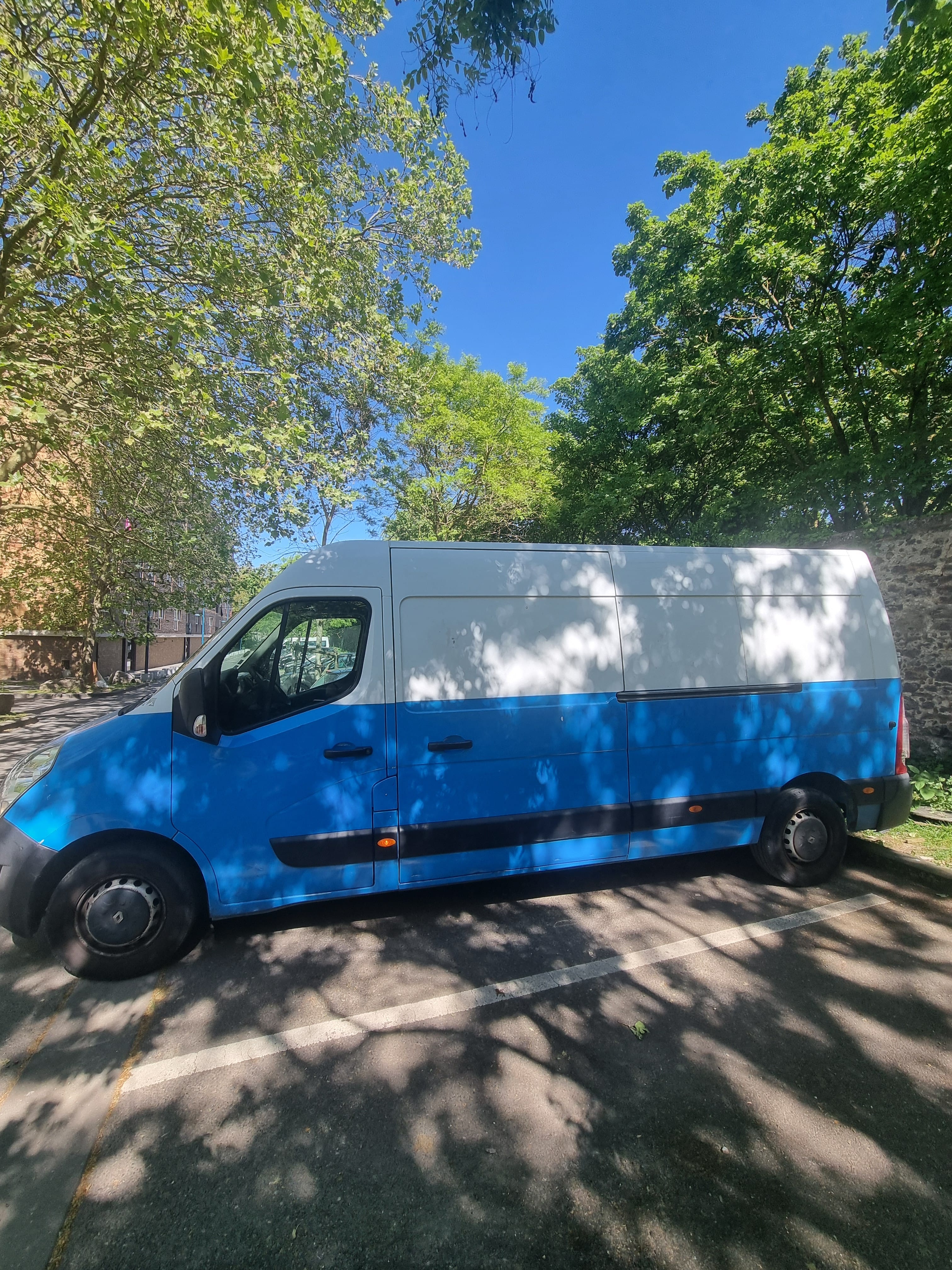 Renault Master 2.3 DCI avec Port USB