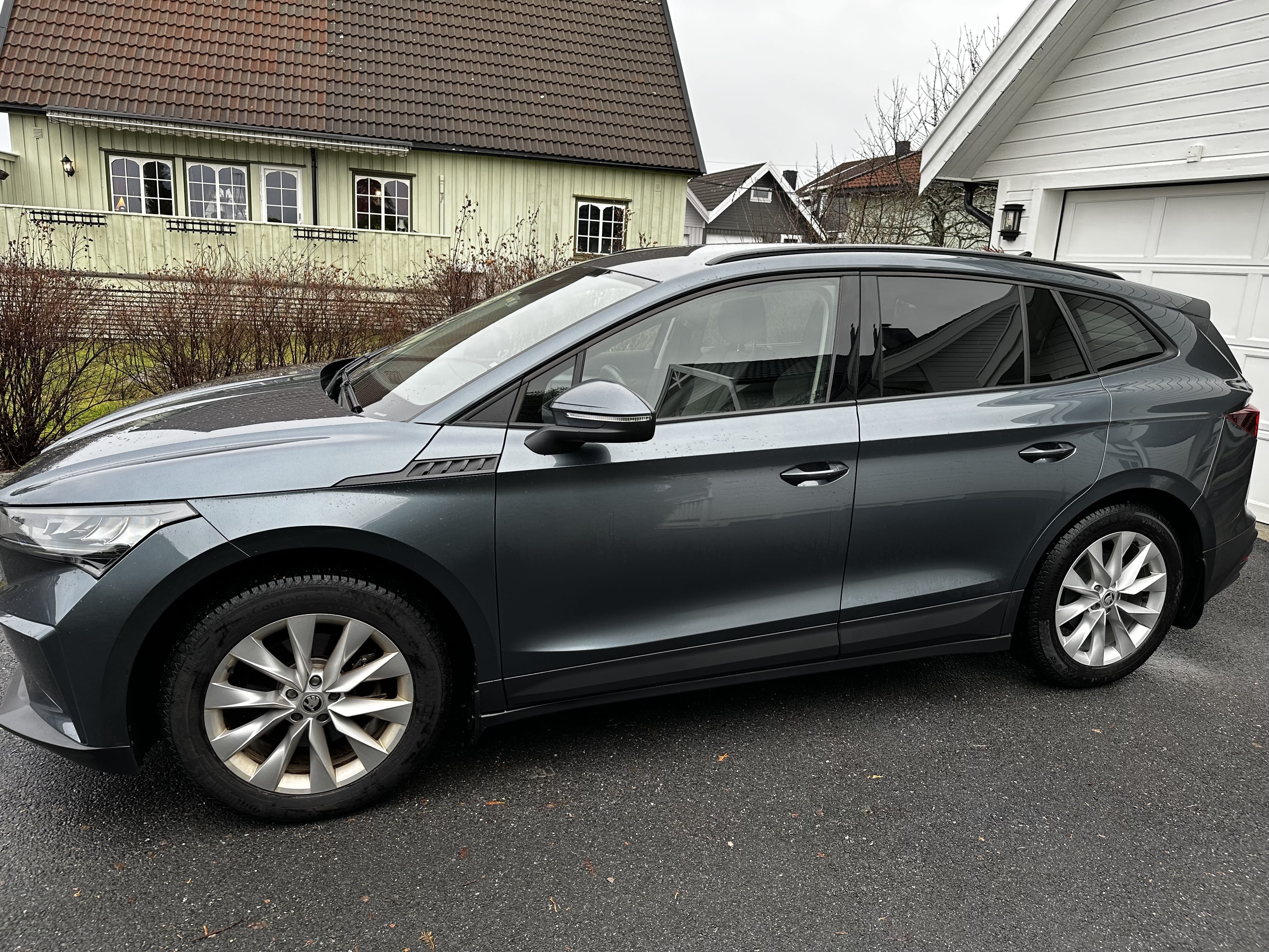 Skoda Enyaq 60 med Aircondition