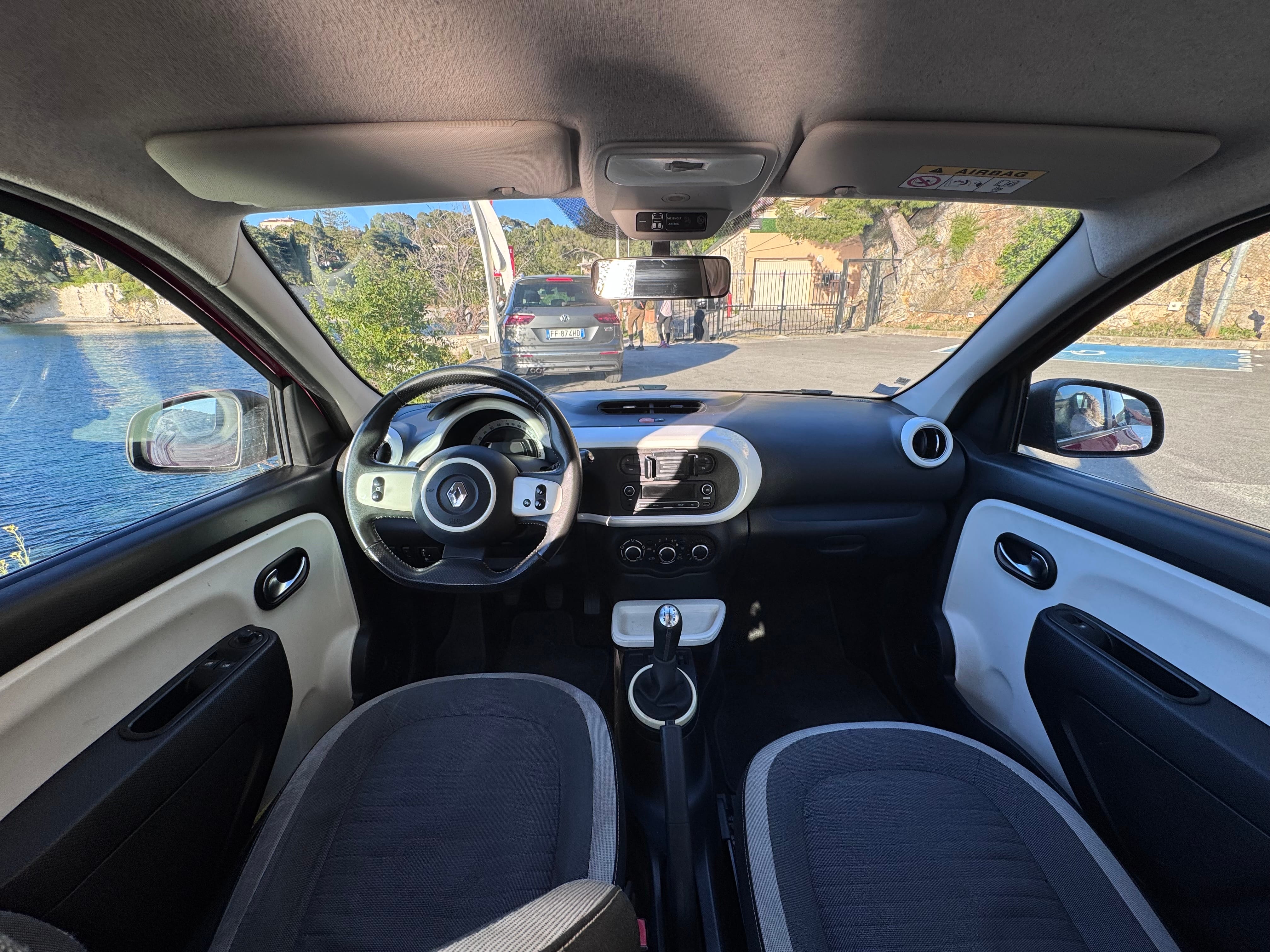 Renault Twingo III avec Audio Bluetooth