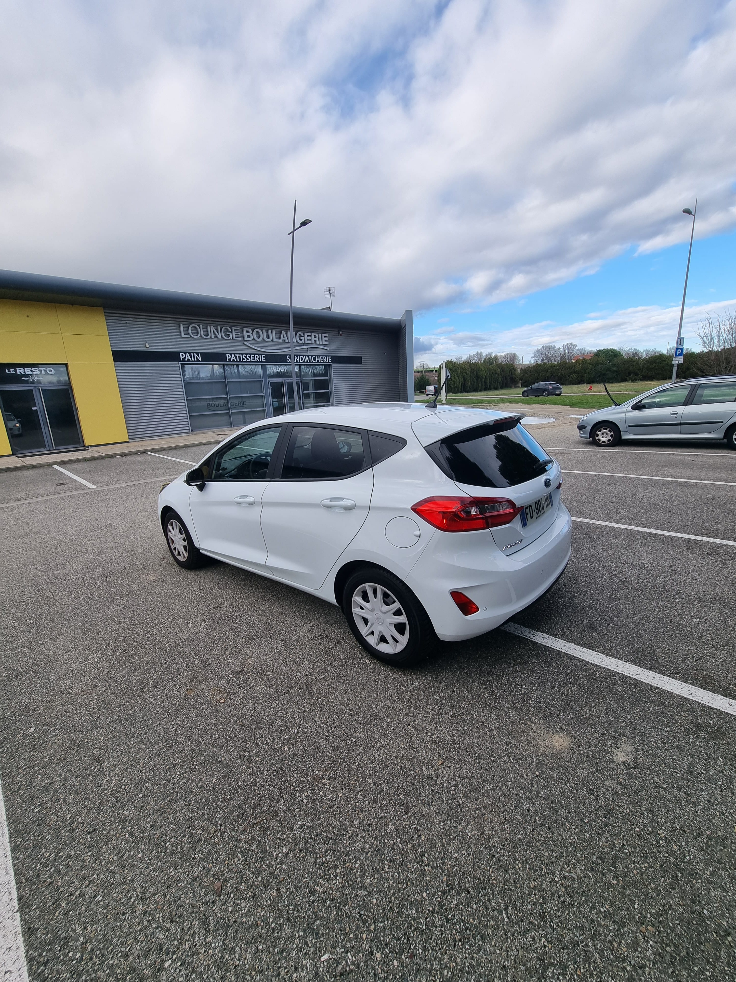 Ford Fiesta avec Régulateur de vitesse