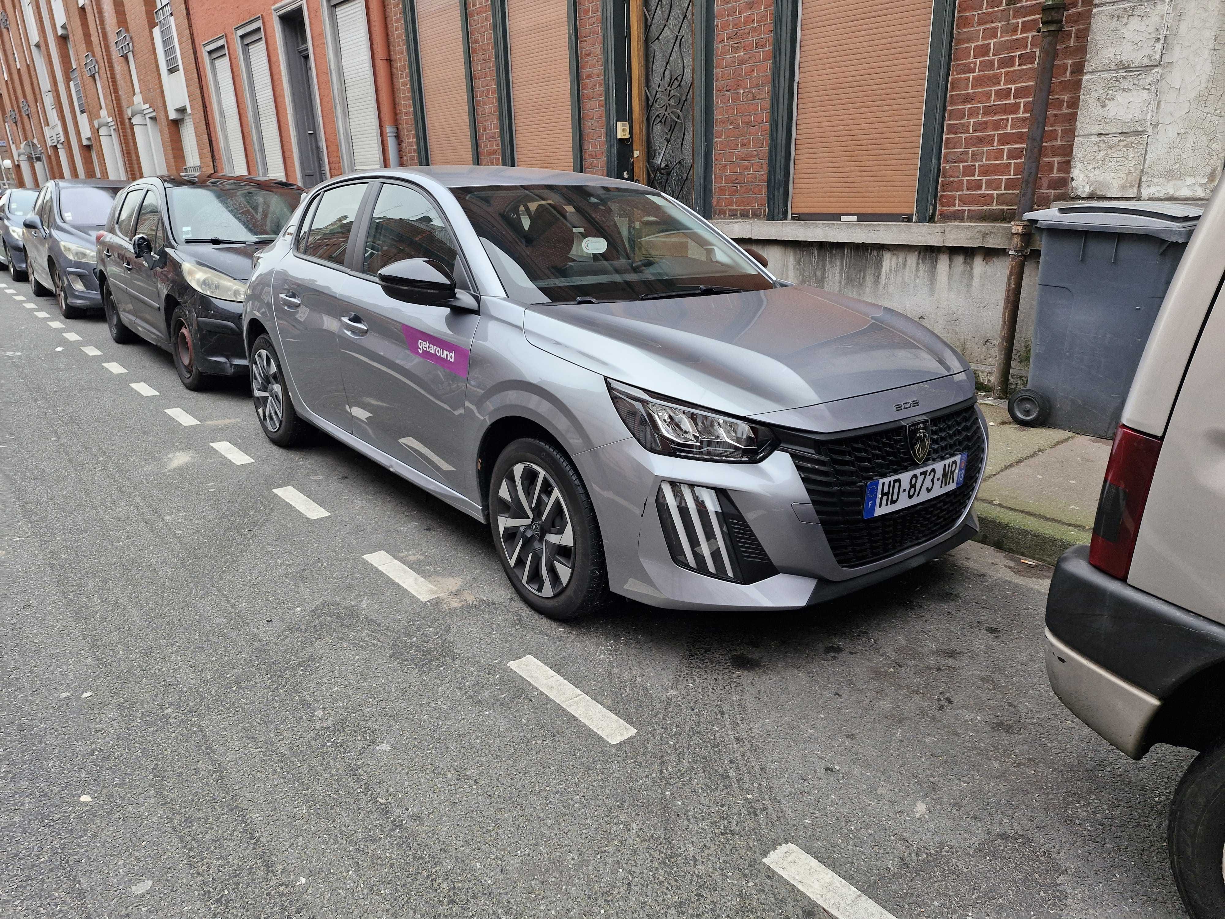 Peugeot 208 avec Climatisation
