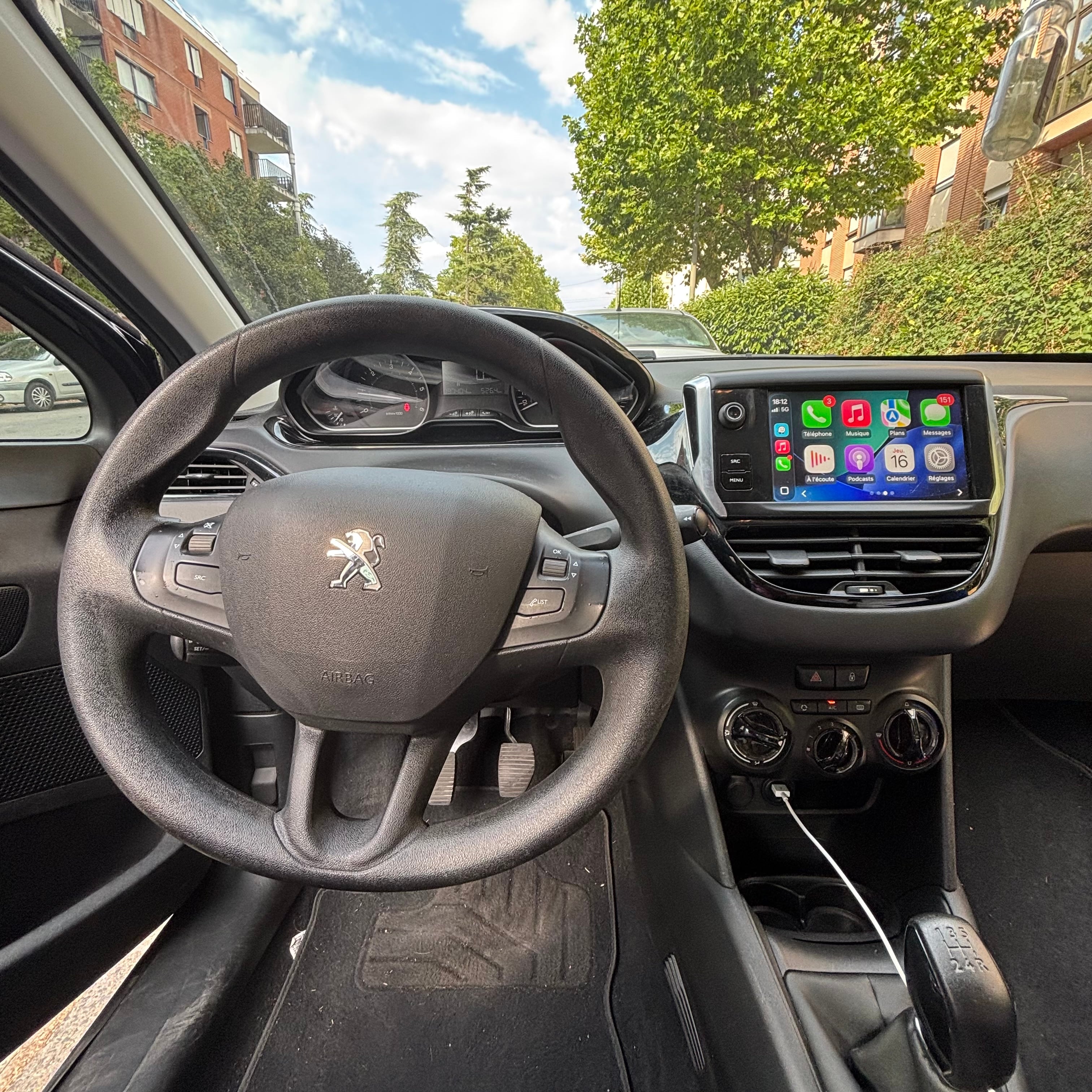 Peugeot 208 avec Régulateur de vitesse