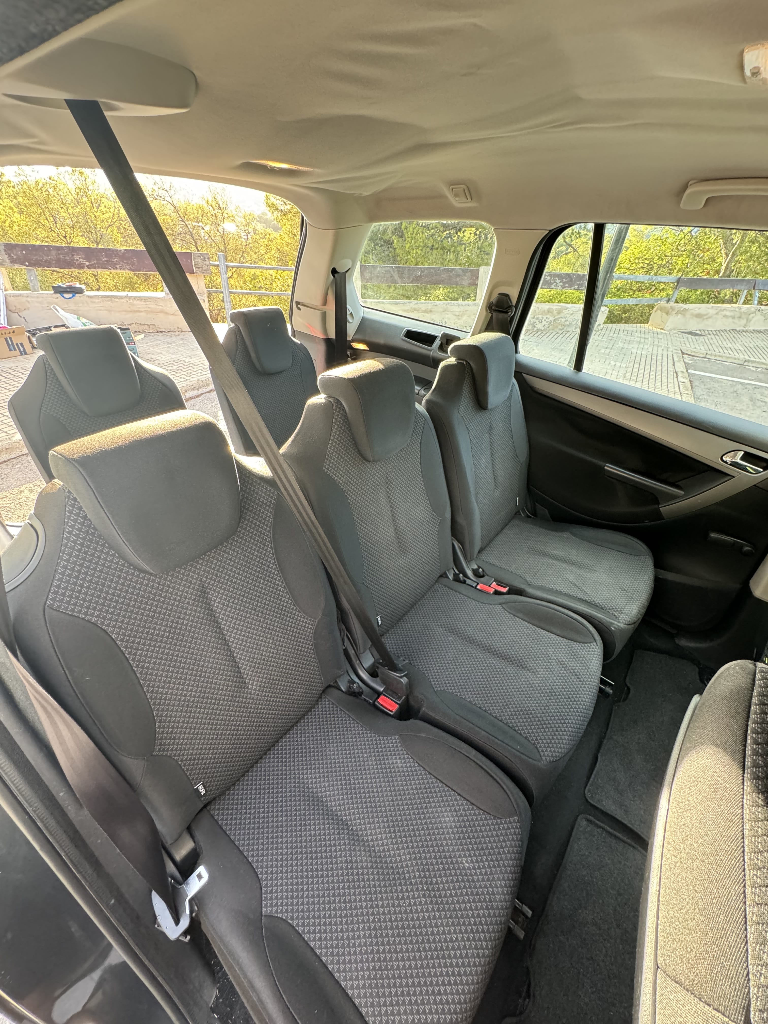 Citroen C4 Grand Picasso avec Attelage