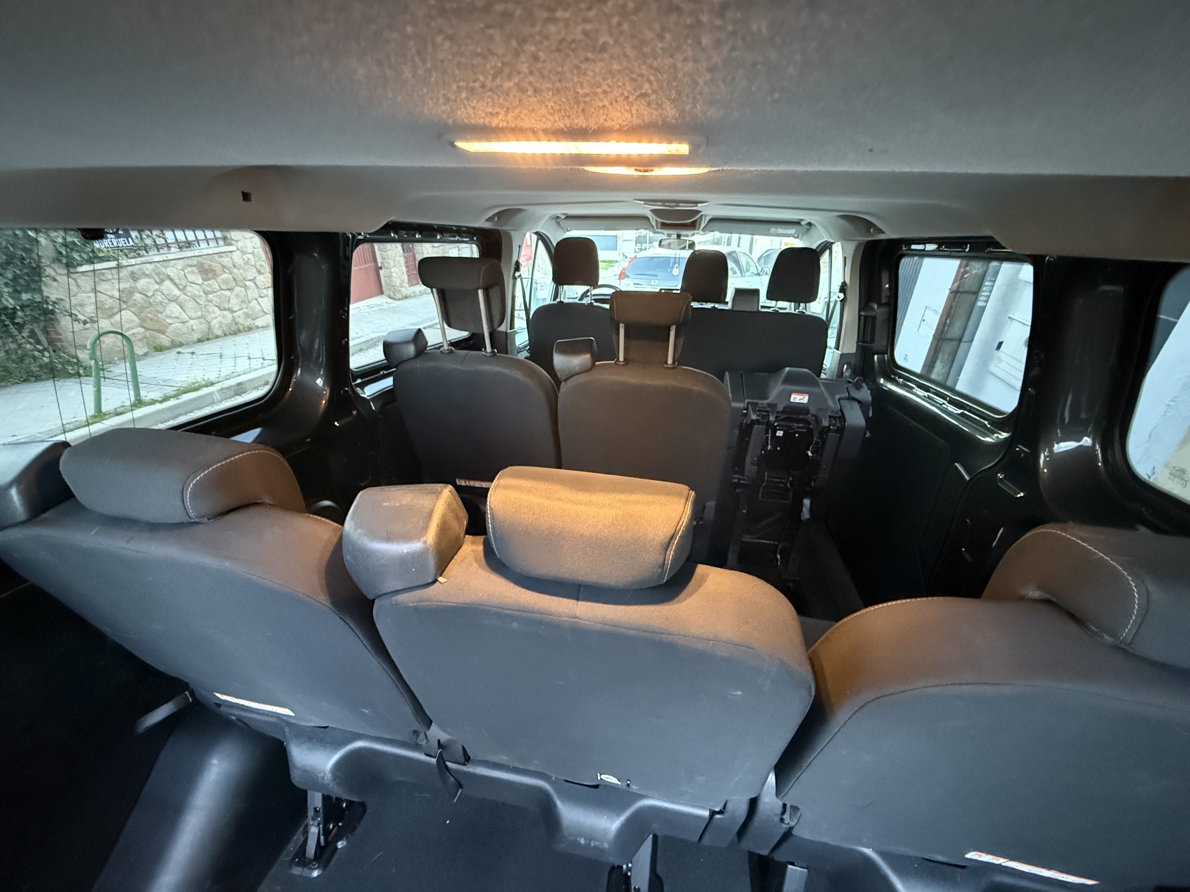 Ford Transit Custom Kombi con Silla infantil