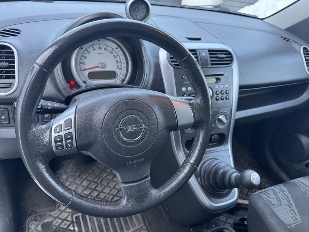 Opel Agila