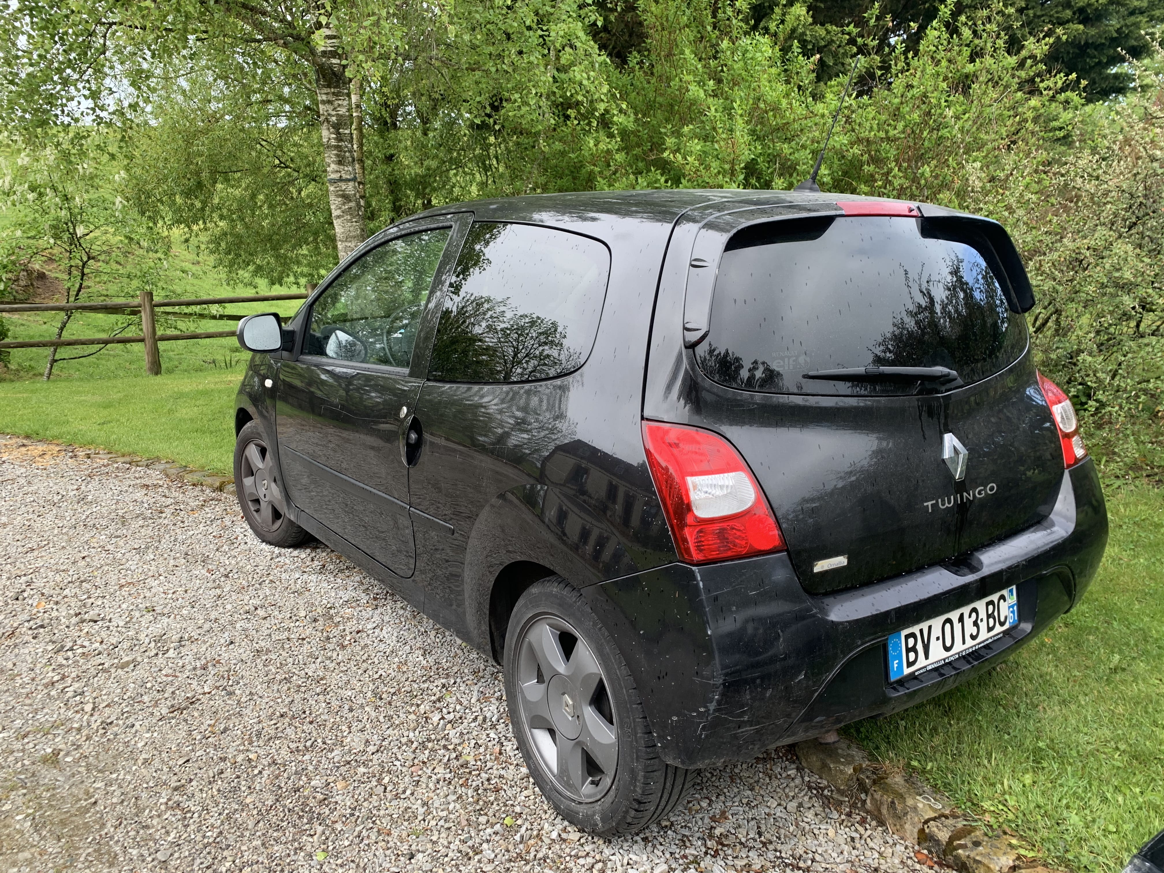 Renault Twingo avec Entrée audio / iPod