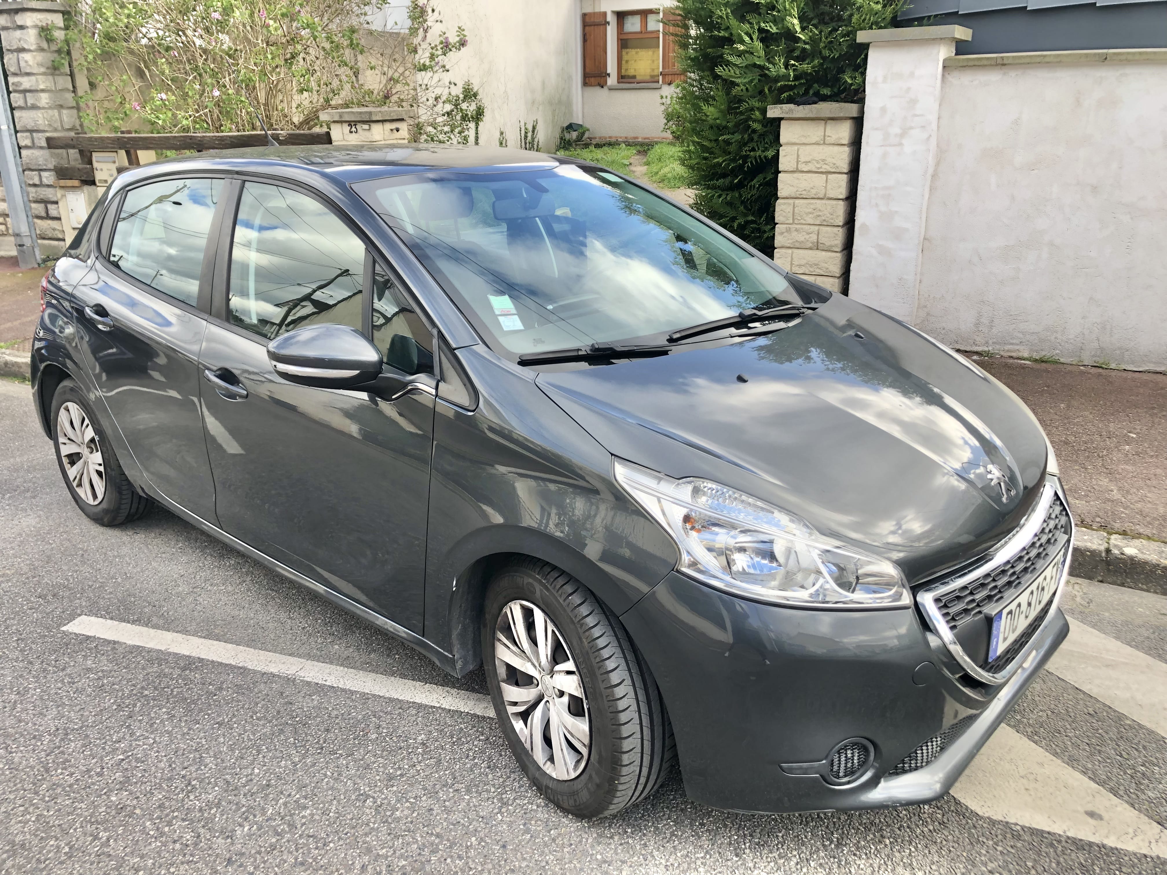 Peugeot 208, 2013, Diesel