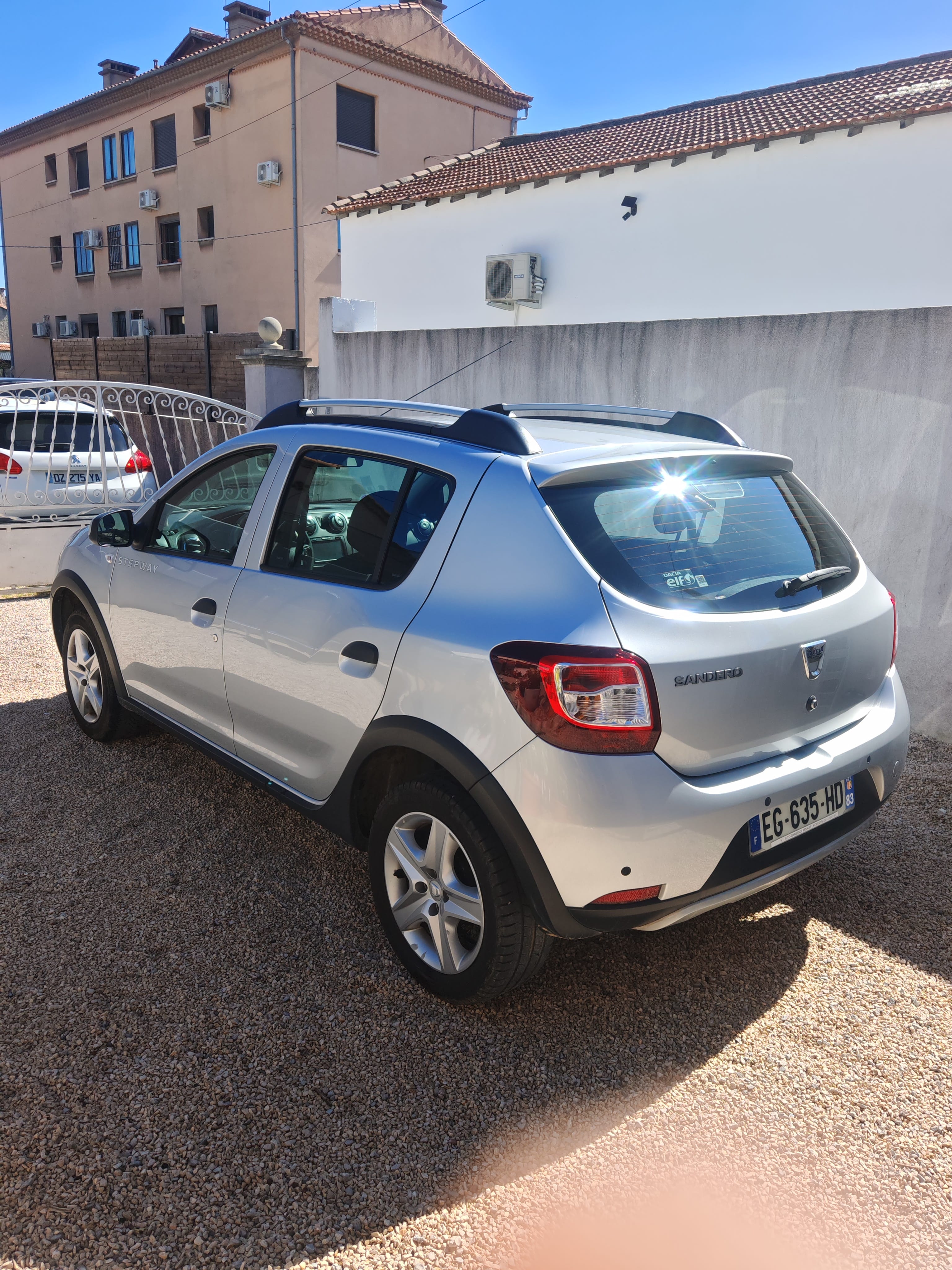 Dacia Sandero avec GPS