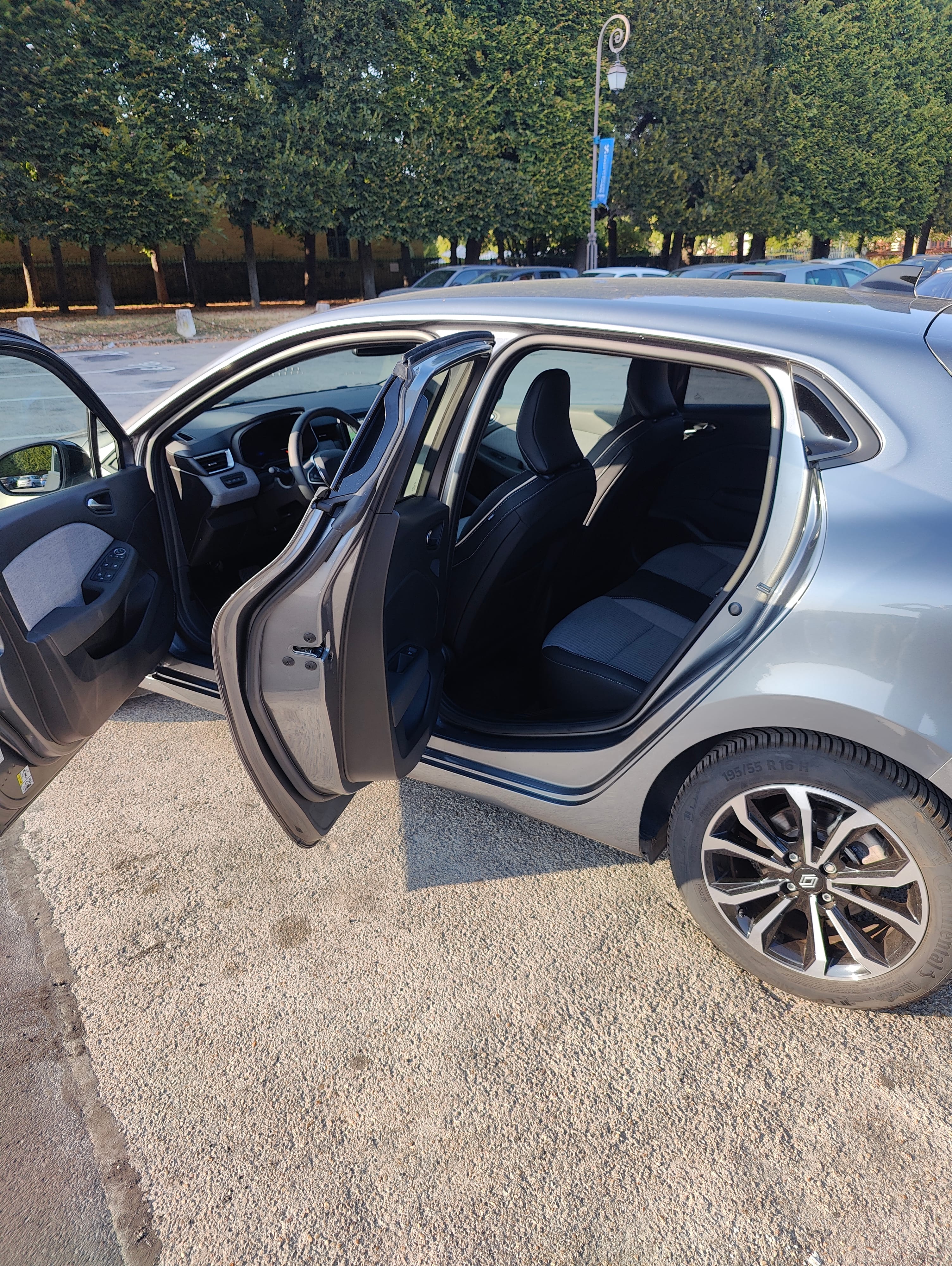 Renault Clio E-tech avec Android Auto
