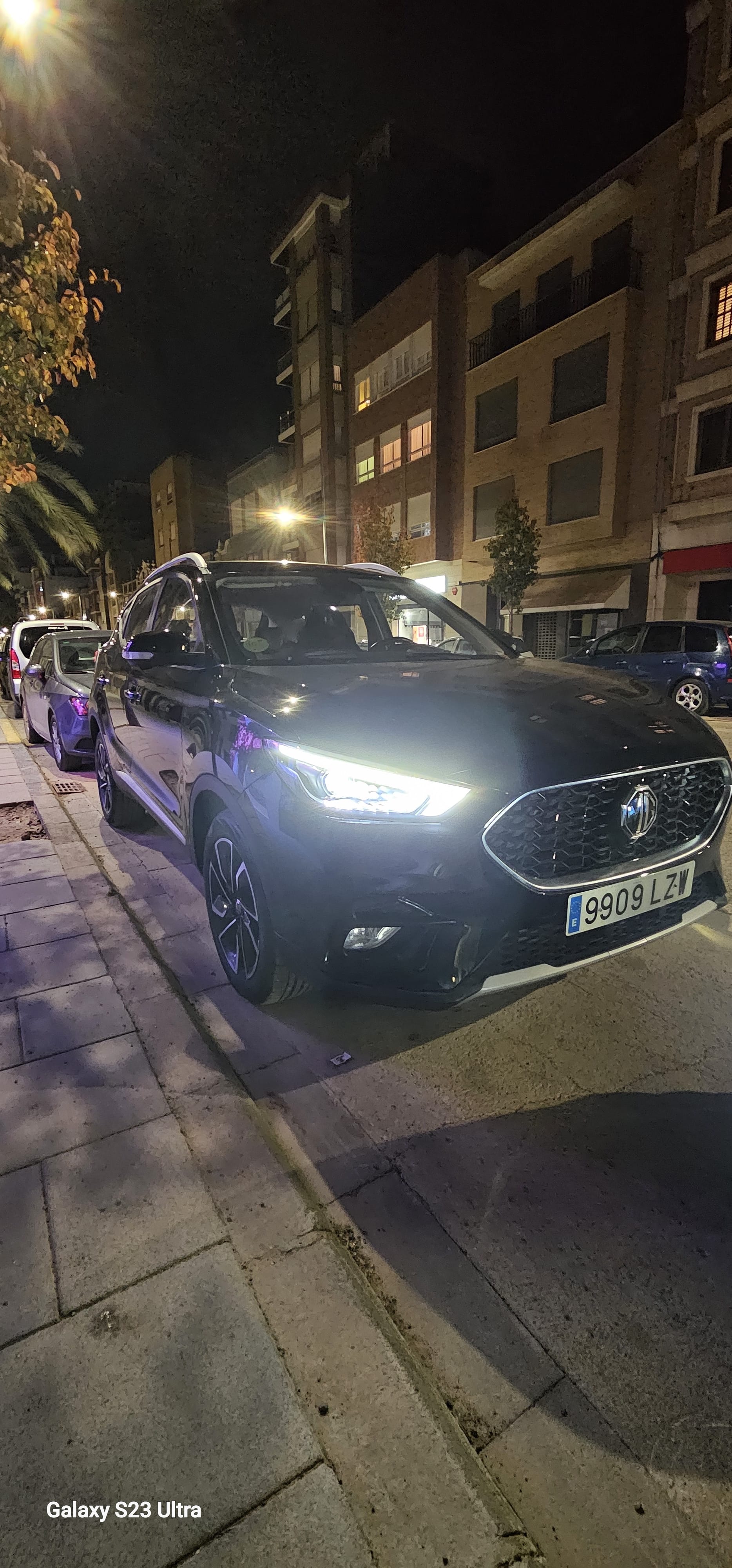 MG ZS con Silla infantil