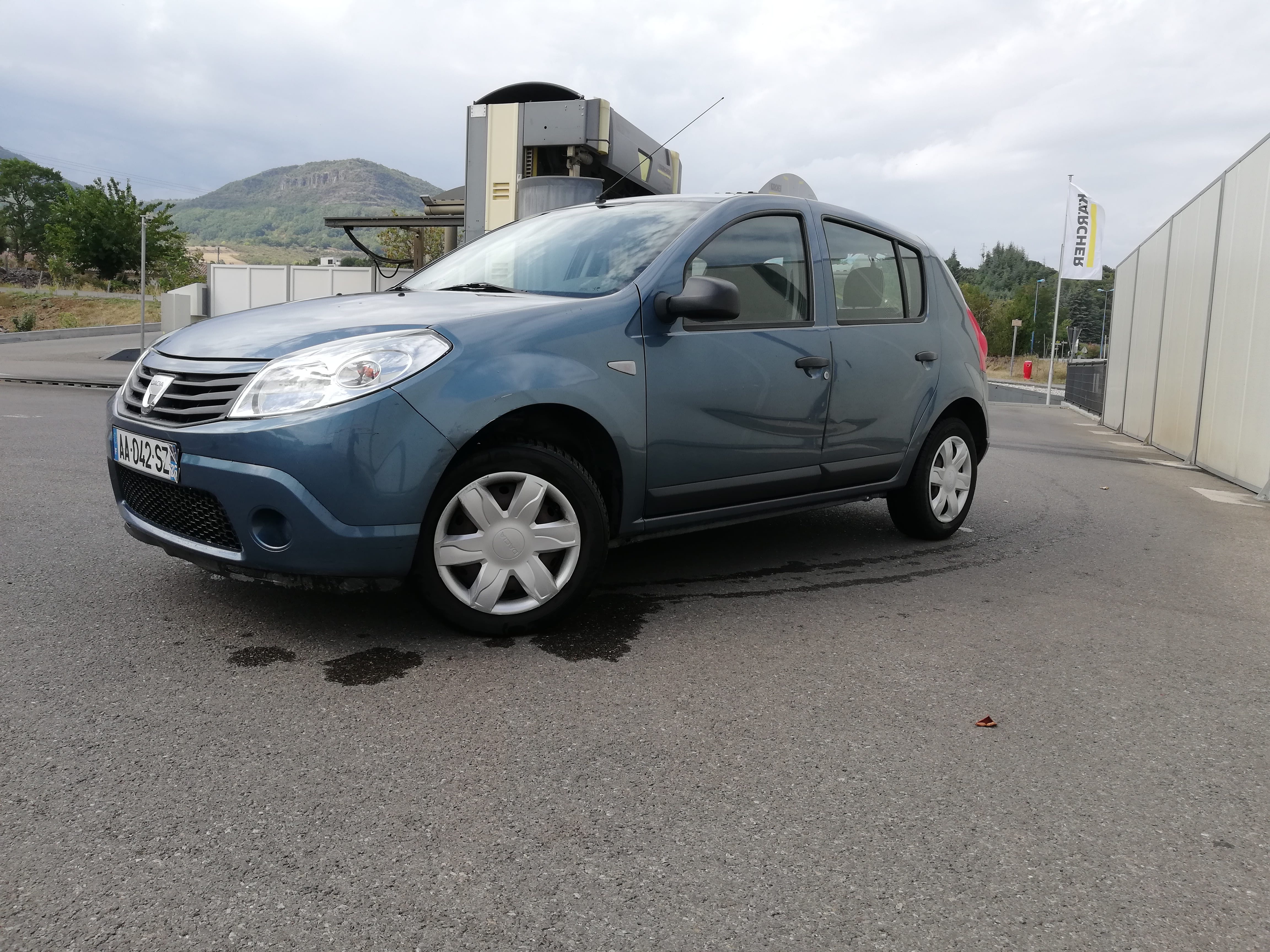 Dacia Sandero 1.5dci avec Siège bébé