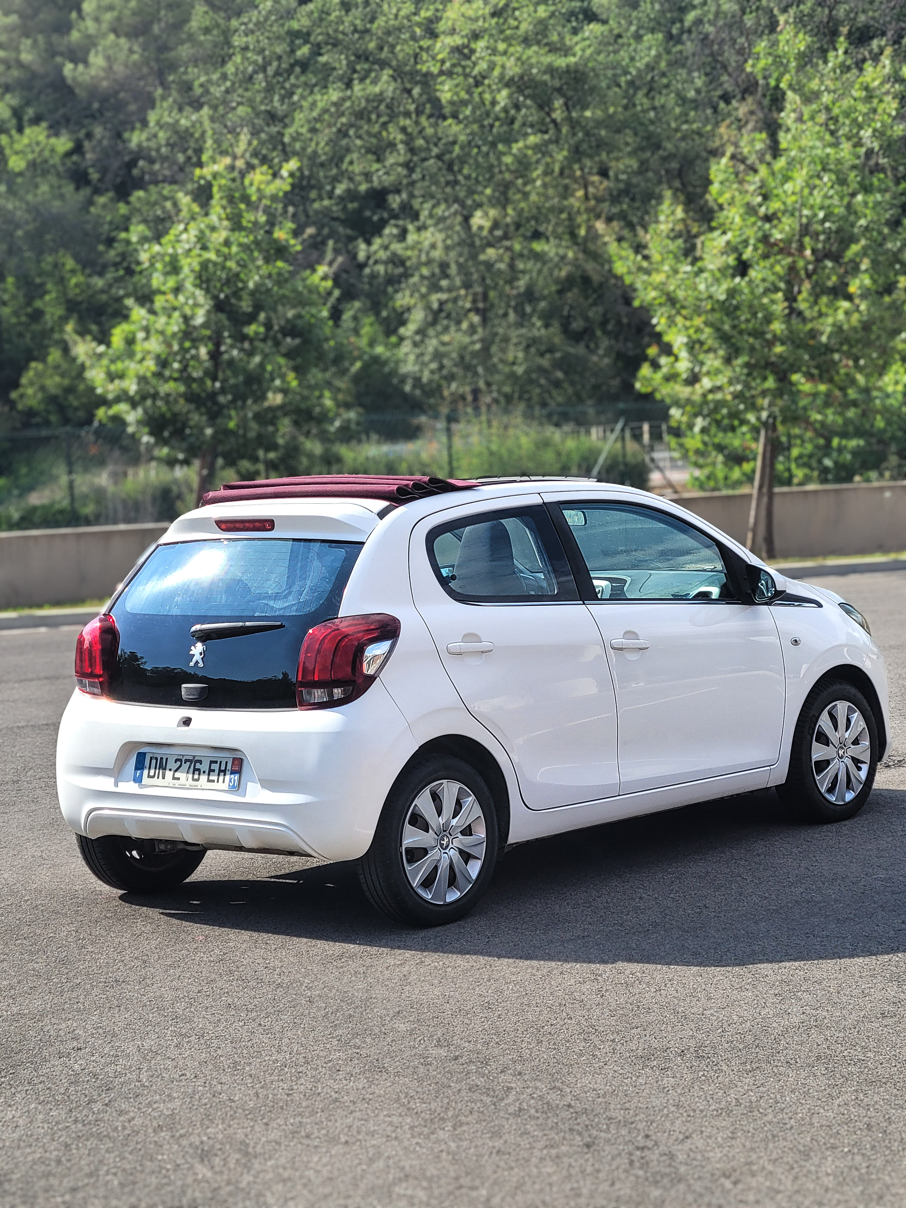 Peugeot 108 Cabriolet avec Climatisation