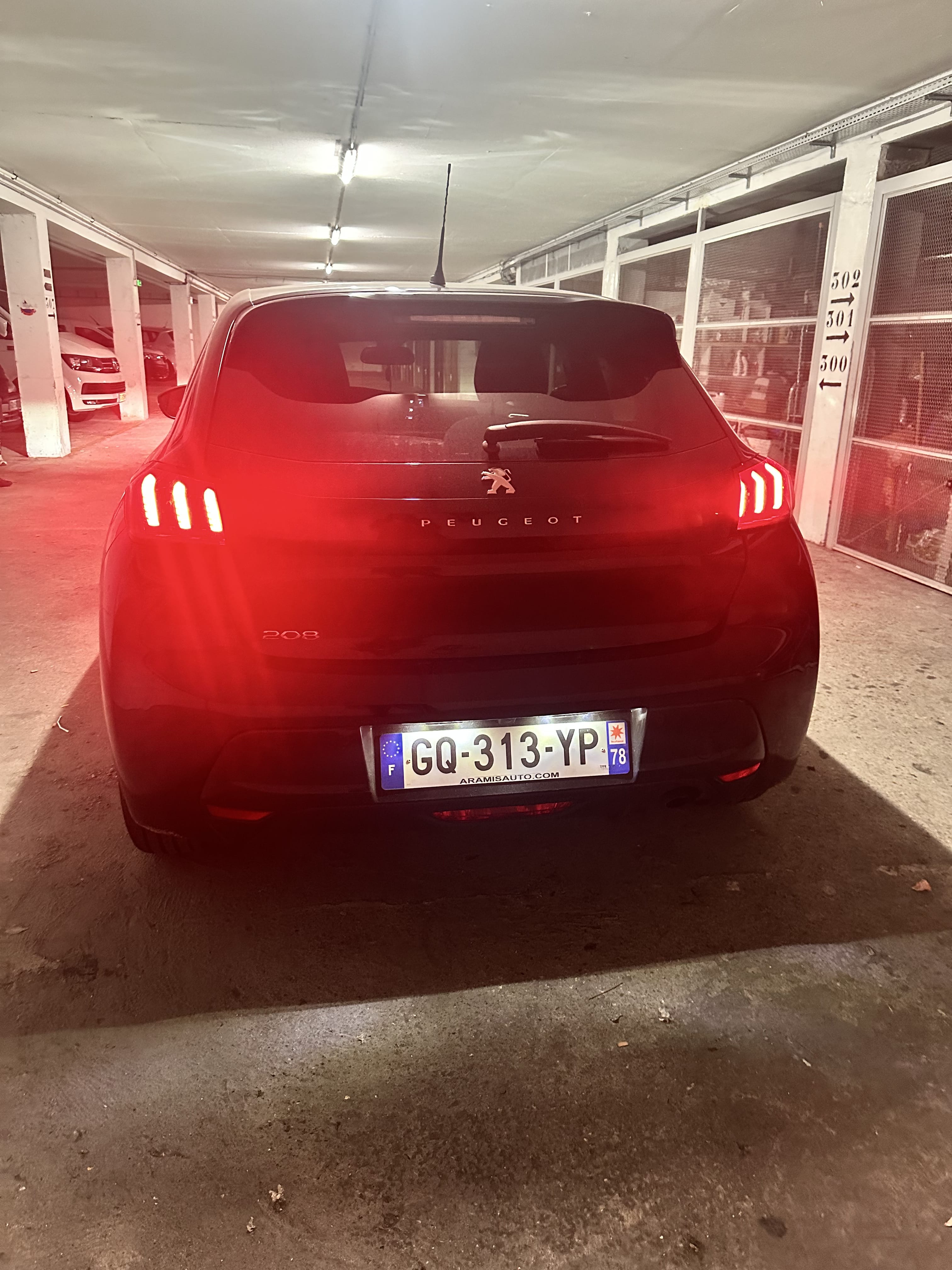 Peugeot 208 avec Régulateur de vitesse