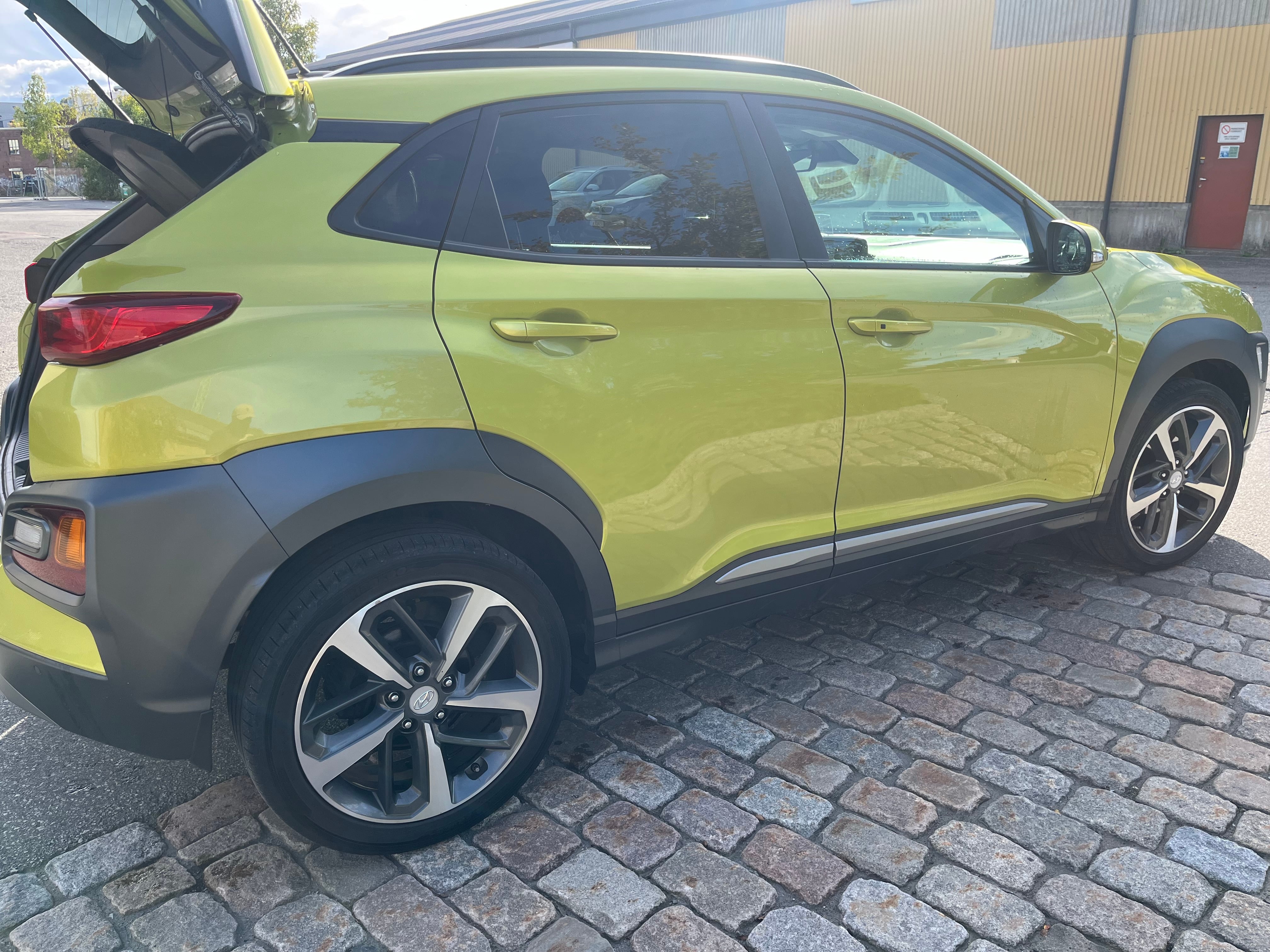 Hyundai Kona med Aircondition