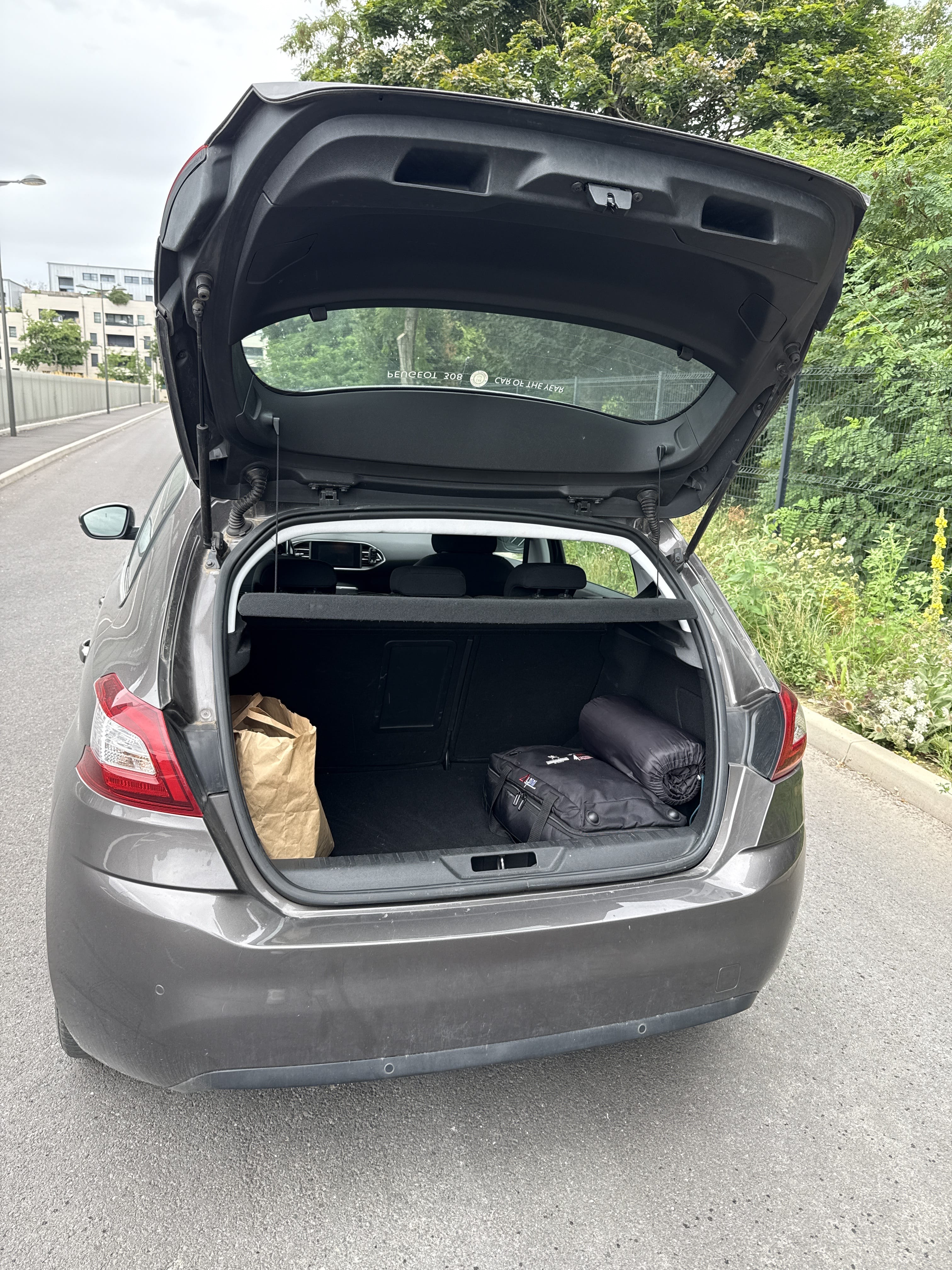 Peugeot 308 avec Entrée audio / iPod