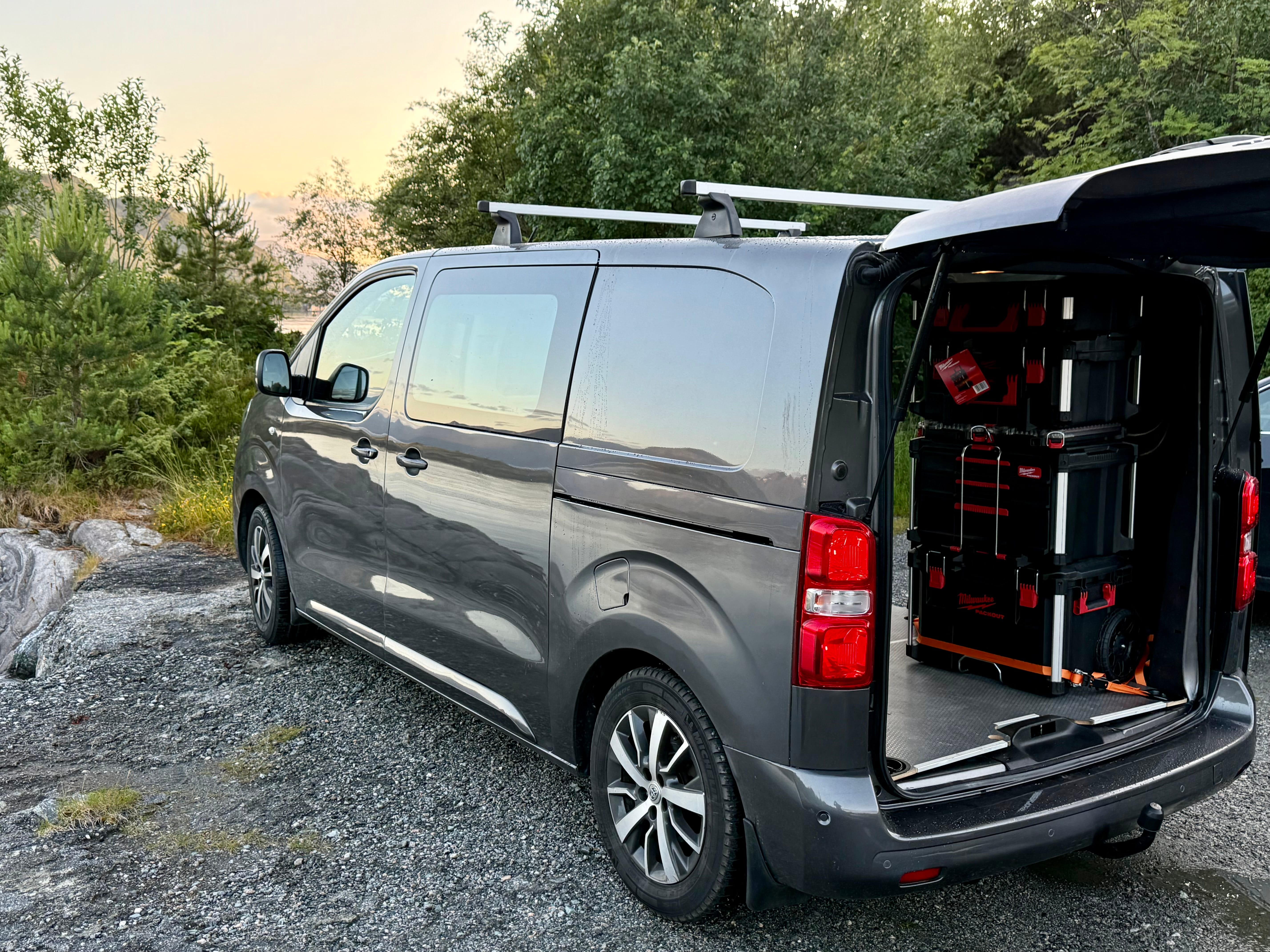 Toyota Proace Varebil med Cruisekontroll