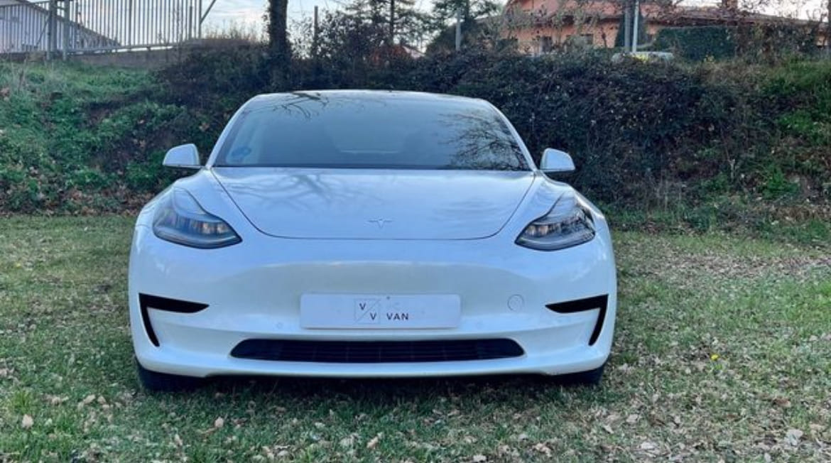 Tesla Model 3 Long Range con Cámara de marcha atrás