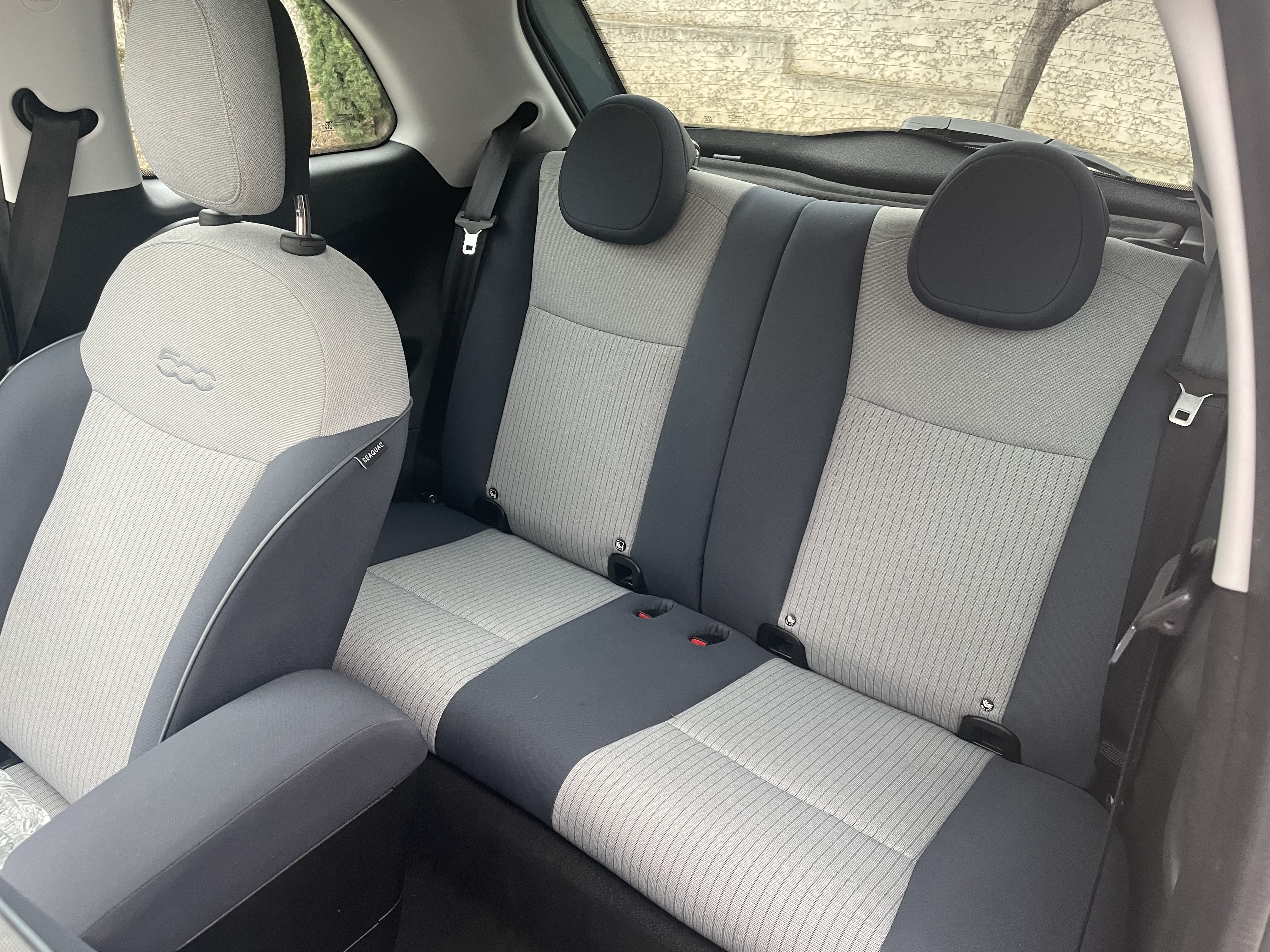 Fiat 500e Icône Plus 42kWh électrique 4 places Non Fumeur Crit’ait 0 Livraison BdR et Toulon avec Siège bébé