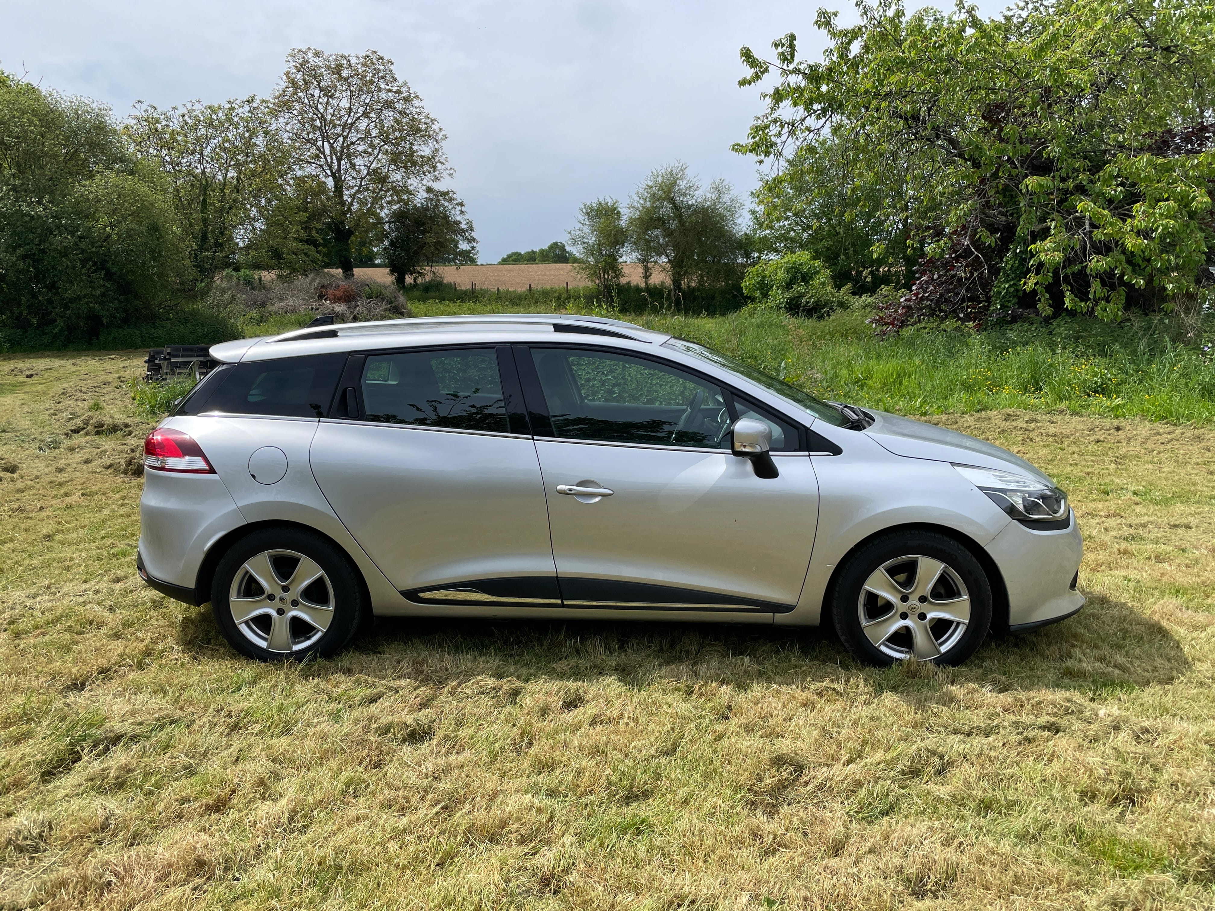 Renault Clio Estate avec Climatisation