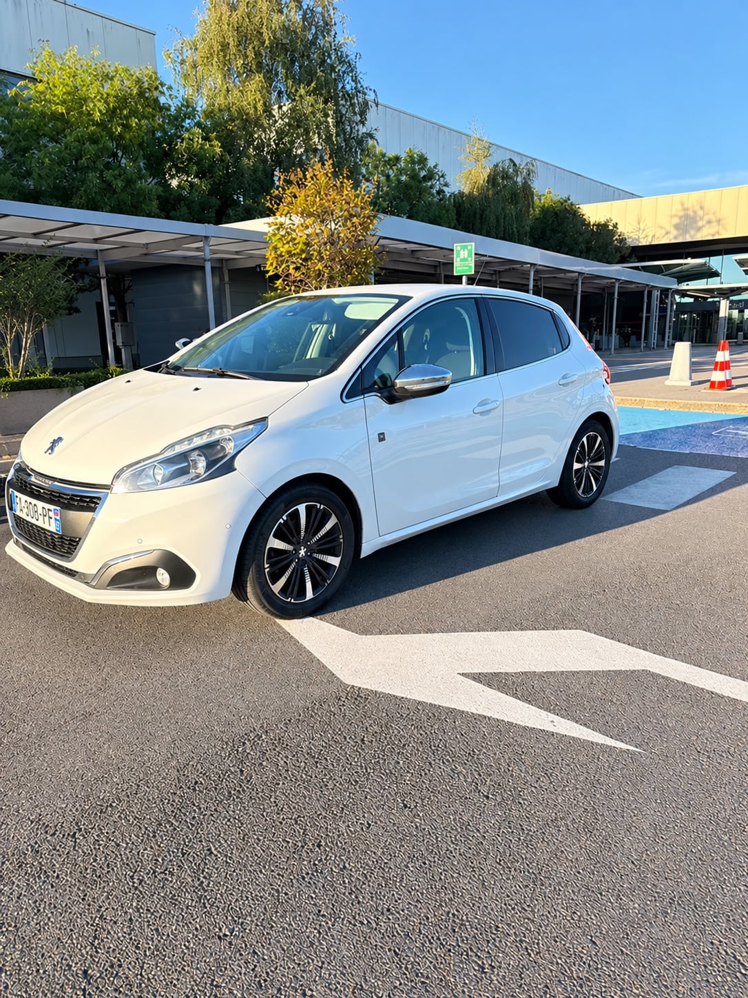 Peugeot 208, 2018, Essence 95