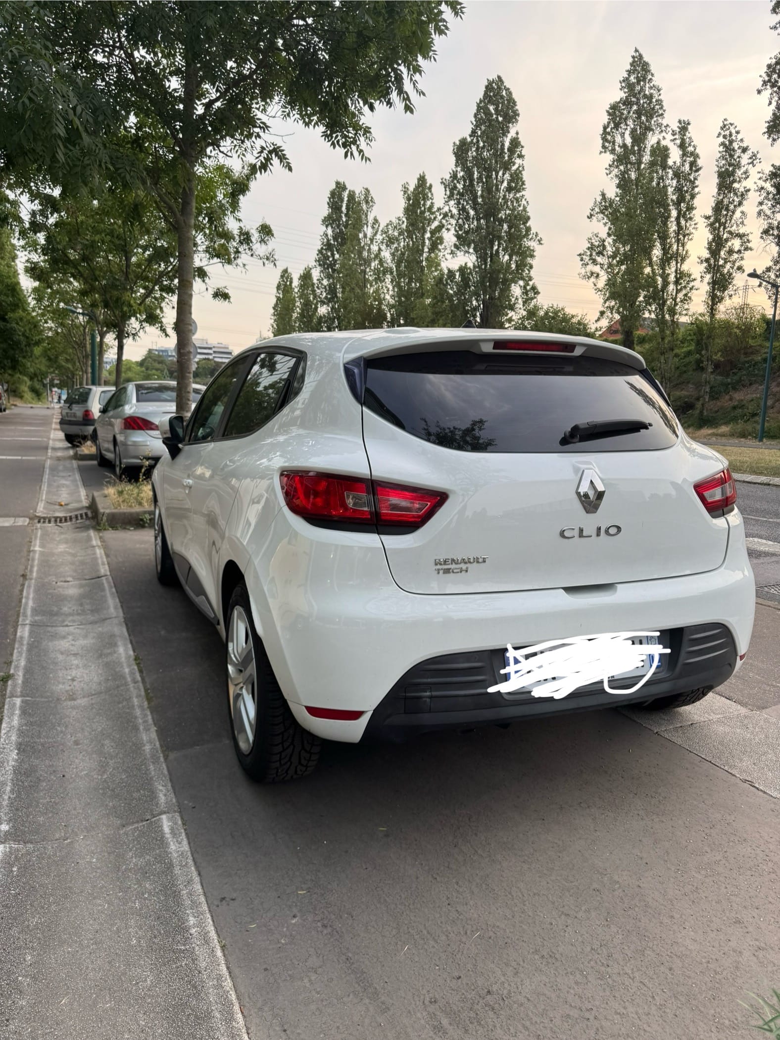 Renault Clio avec Régulateur de vitesse