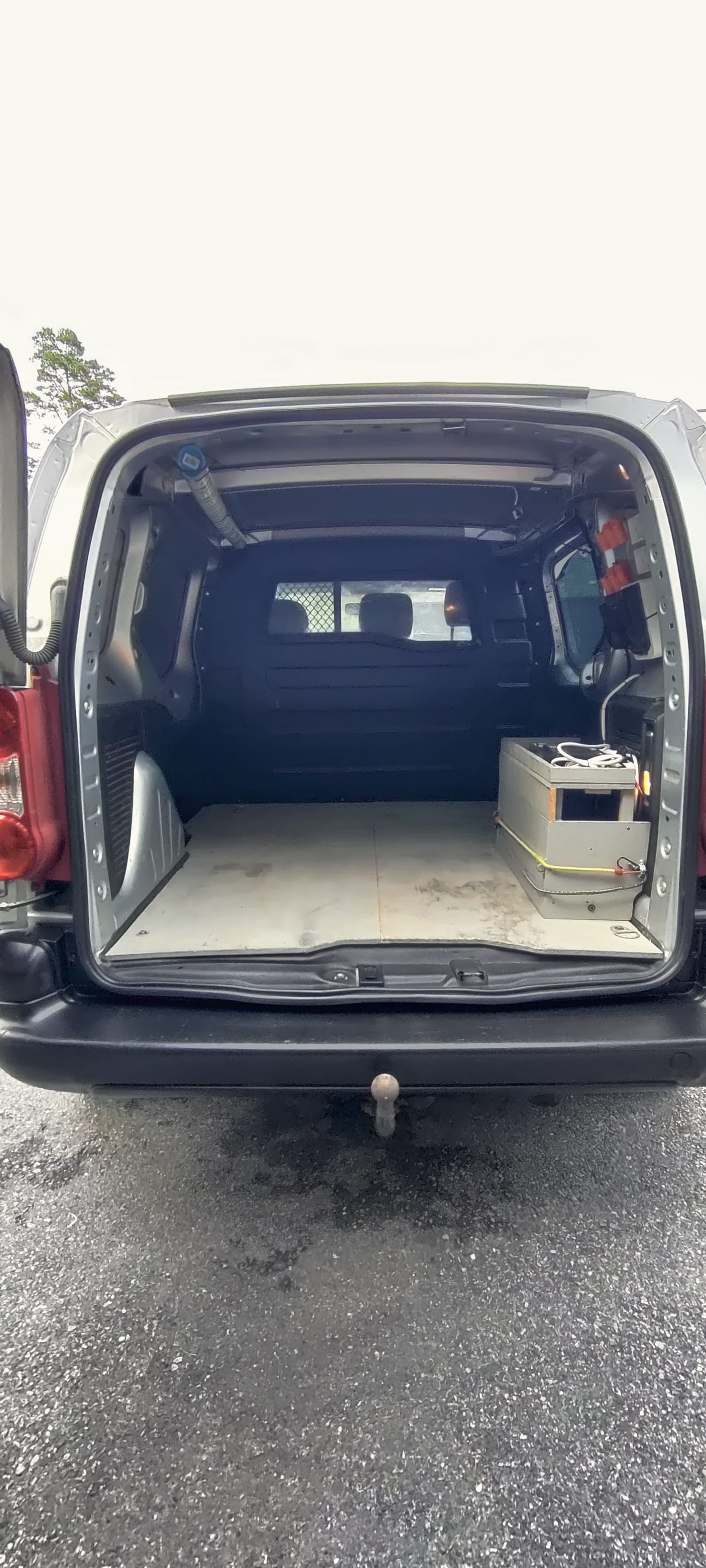 Peugeot Partner Varebil 1.6 Diesel (90hk) med Vinterdekk