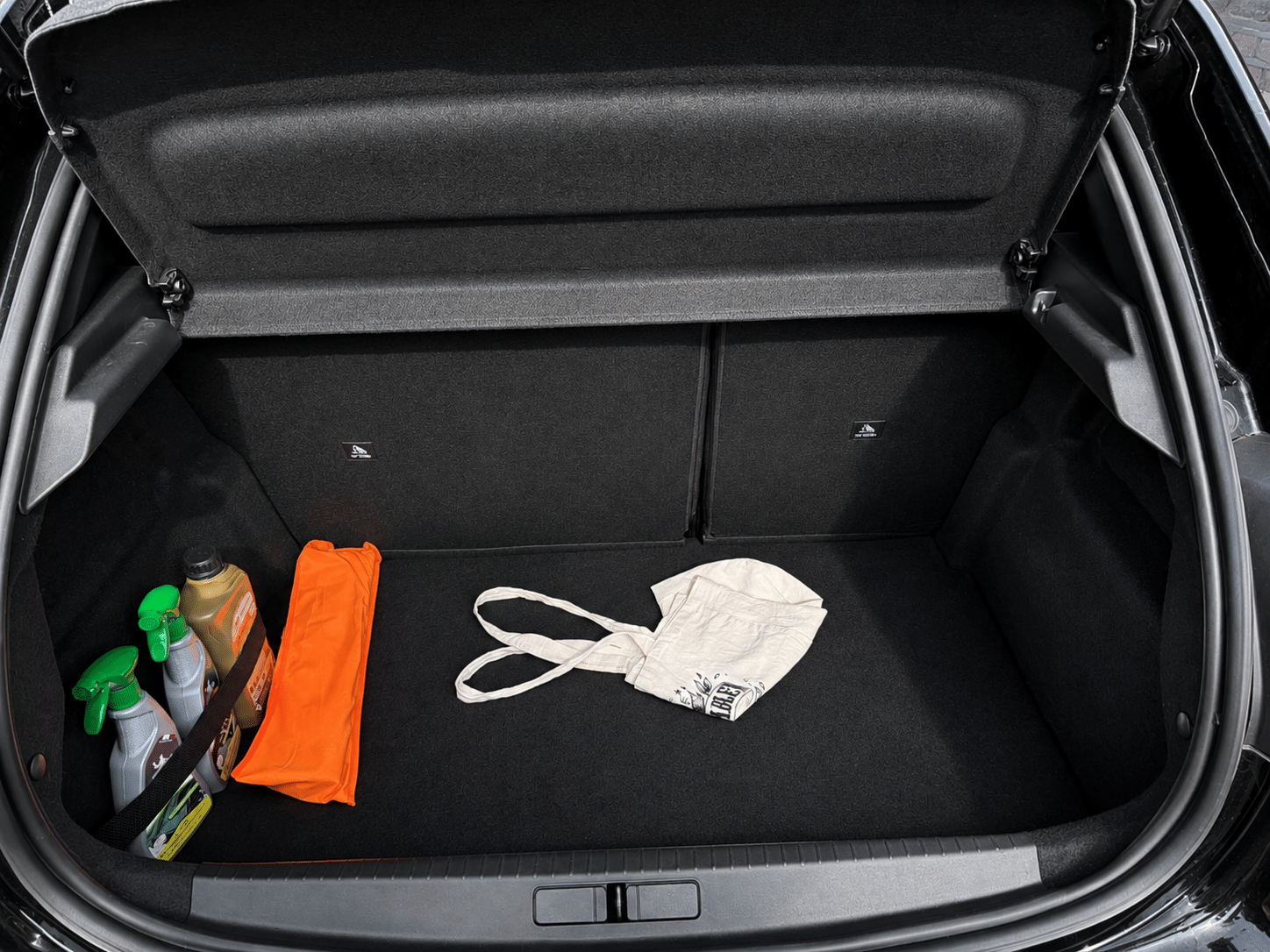 Peugeot 208 avec Apple CarPlay