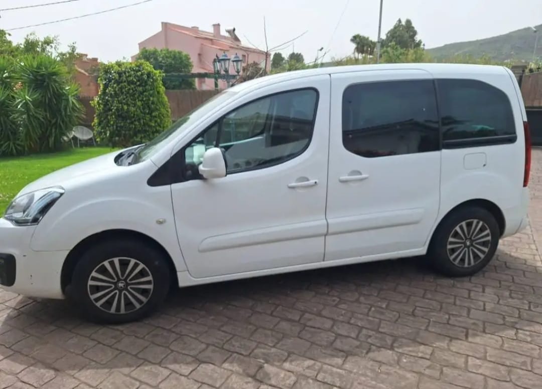 Peugeot Partner Tepee con Aire acondicionado