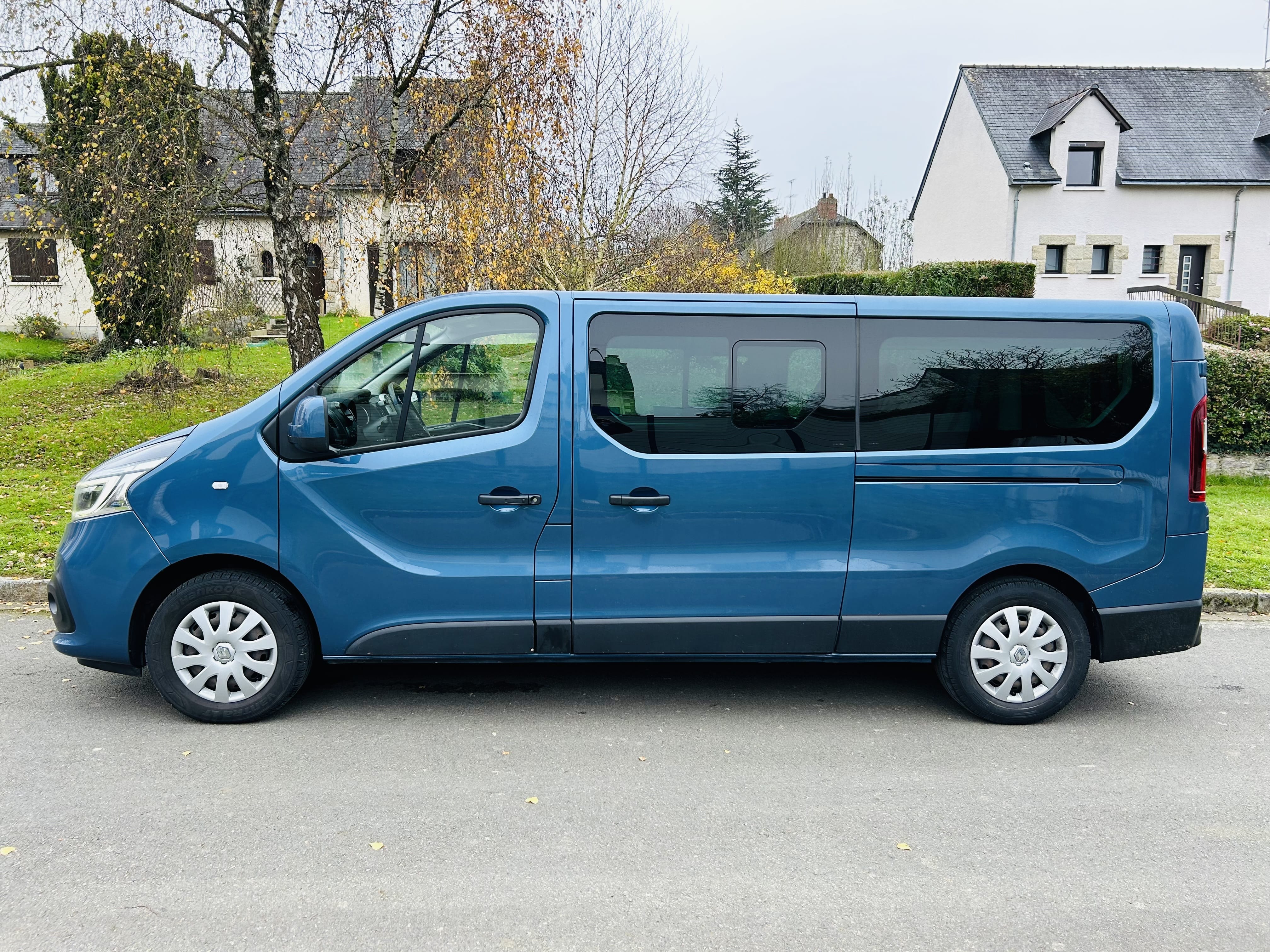 Renault Trafic Passenger 2.0 DCI 145 avec Climatisation