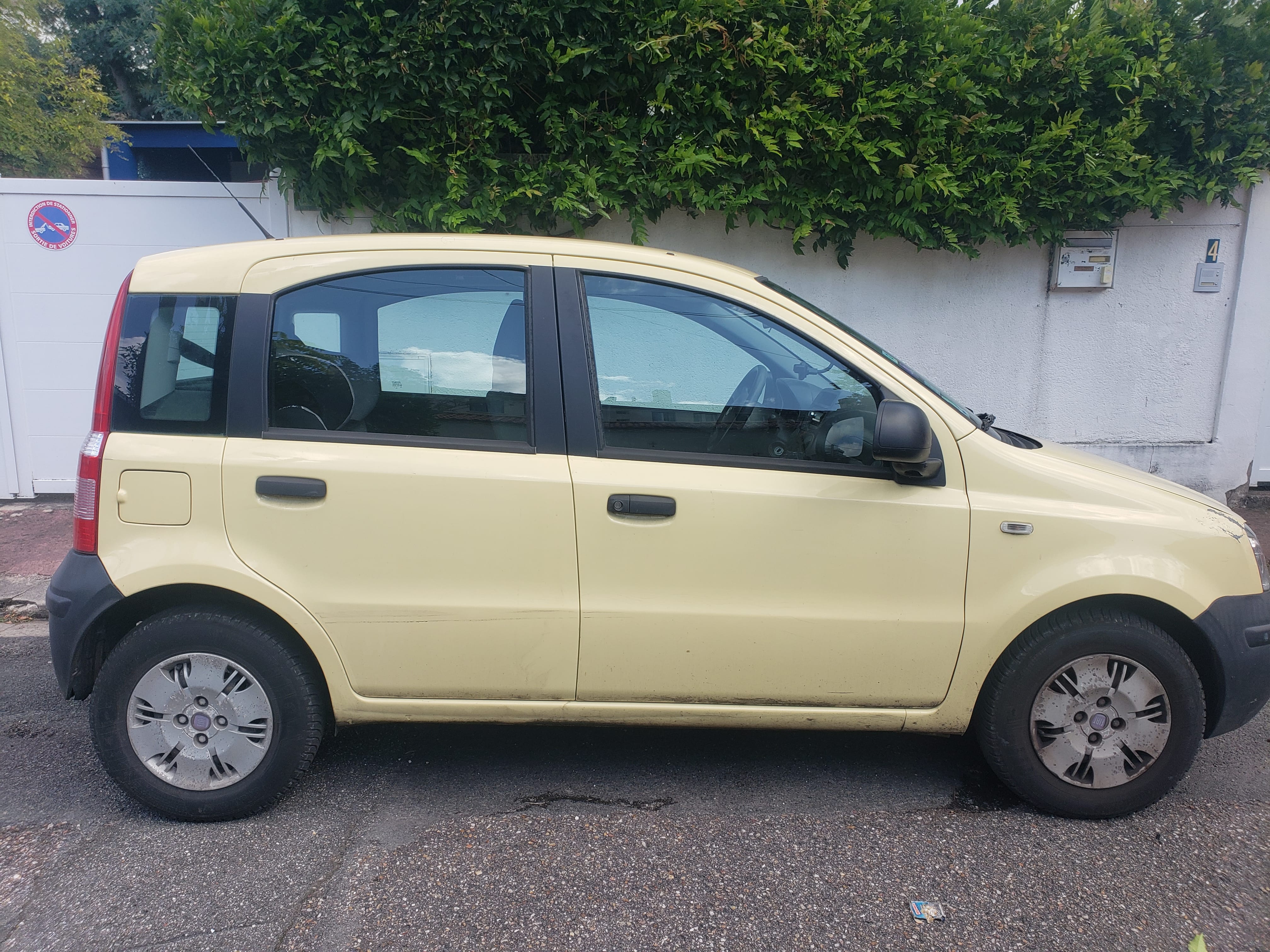 Fiat Panda avec Siège bébé