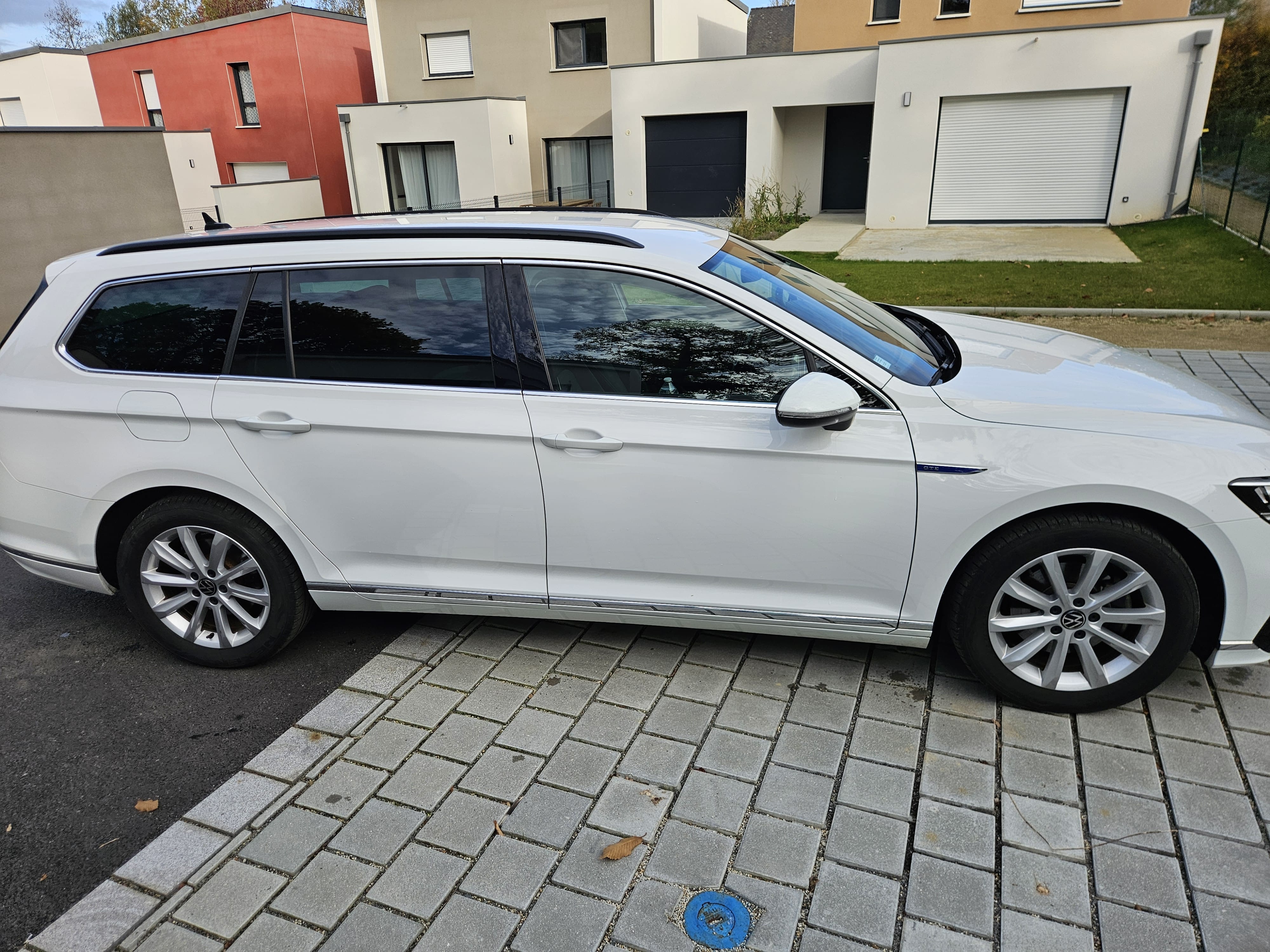 Volkswagen Passat GTE Hybride avec Climatisation